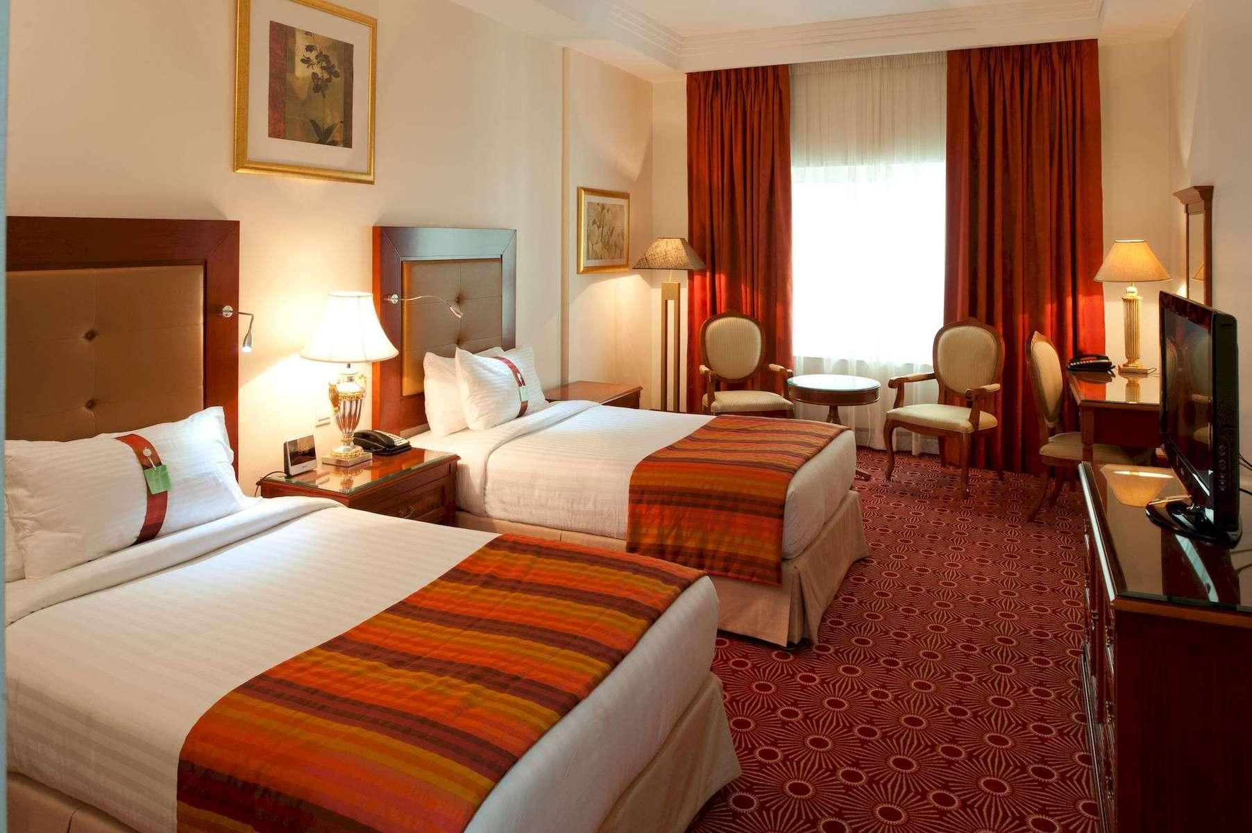 Holiday Inn Bur Dubai - Embassy District — photo 5