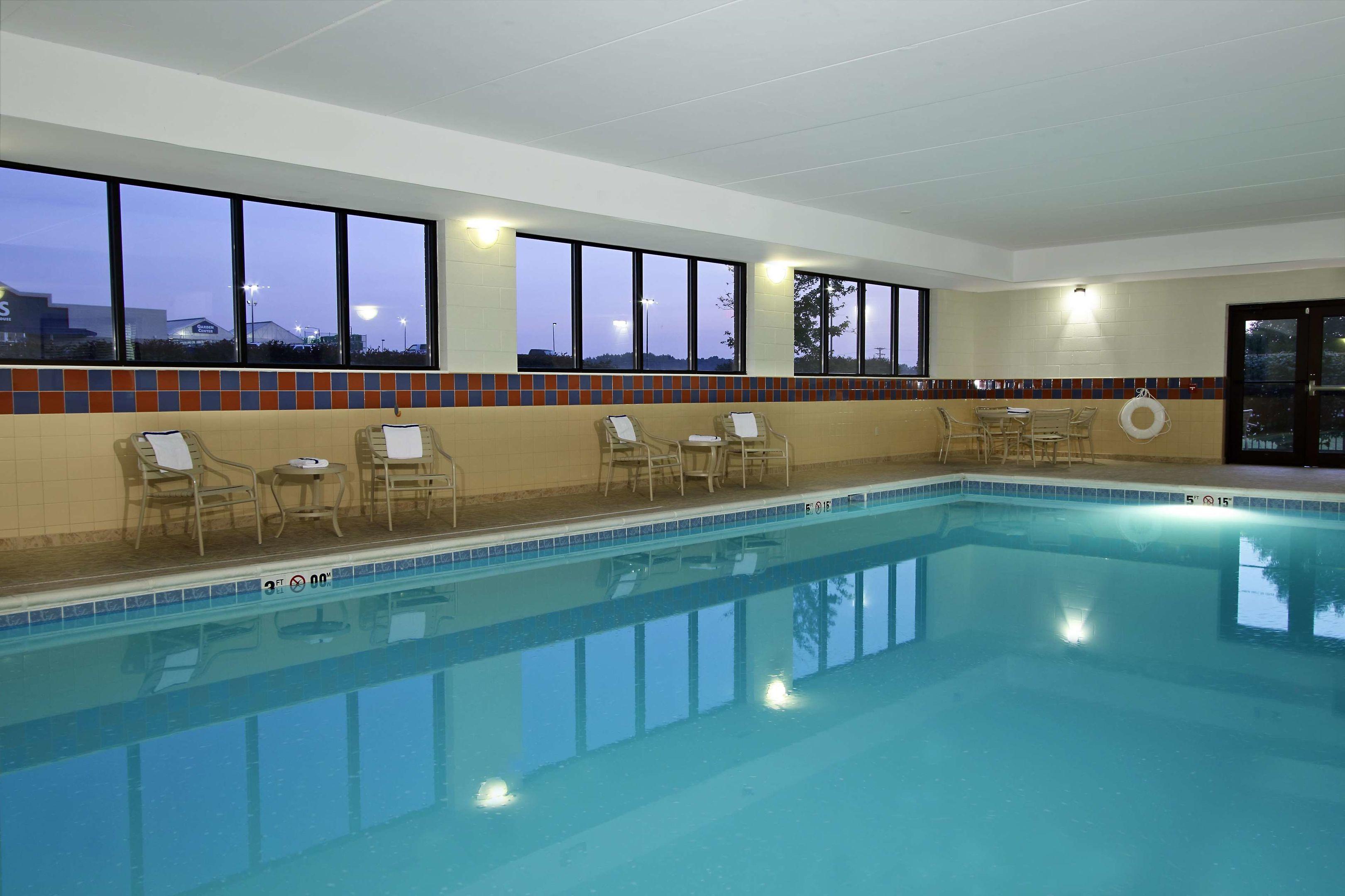 Hampton Inn & Suites Madisonville — photo 5