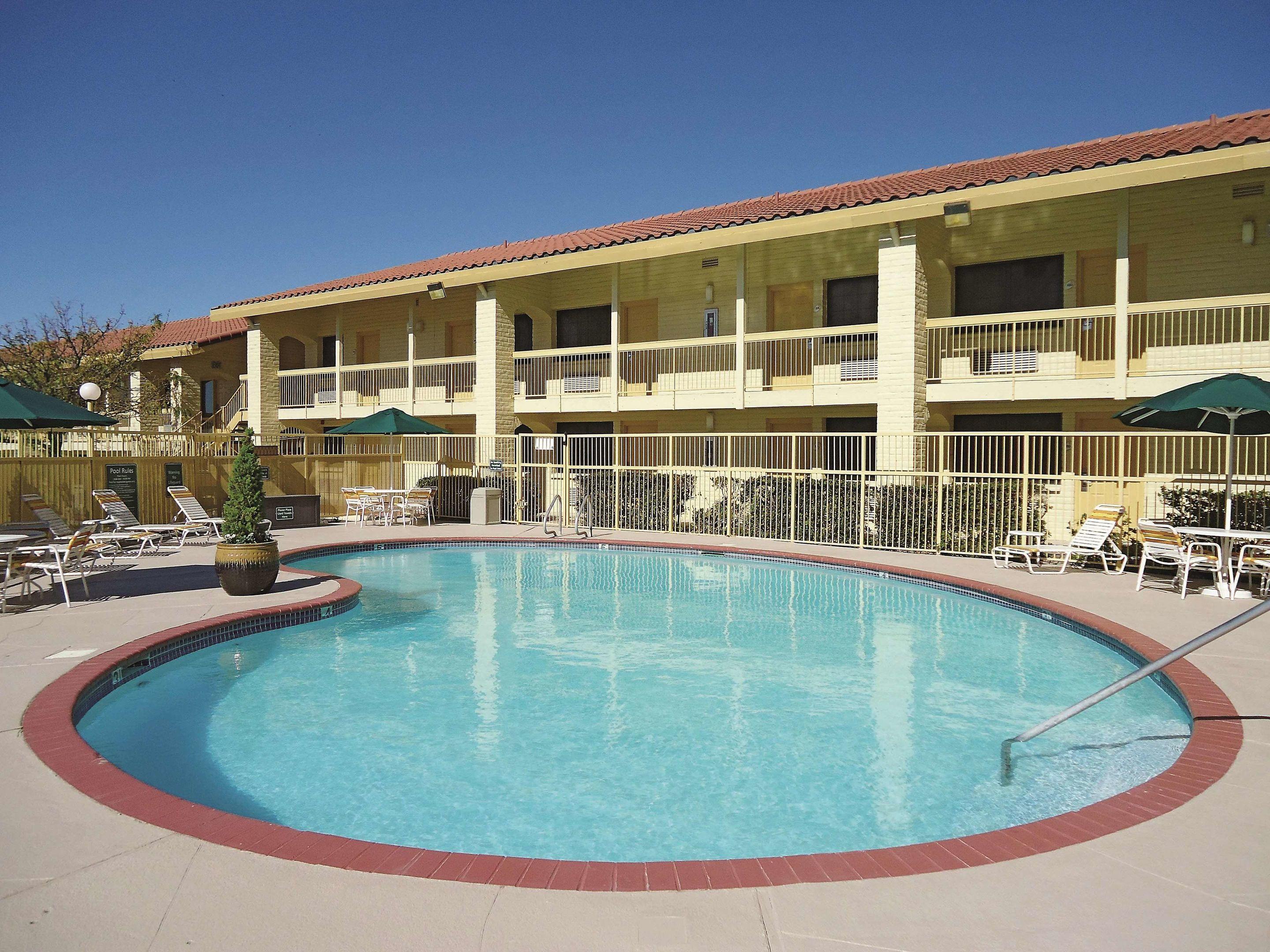 La Quinta Inn Albuquerque Northeast — photo 5
