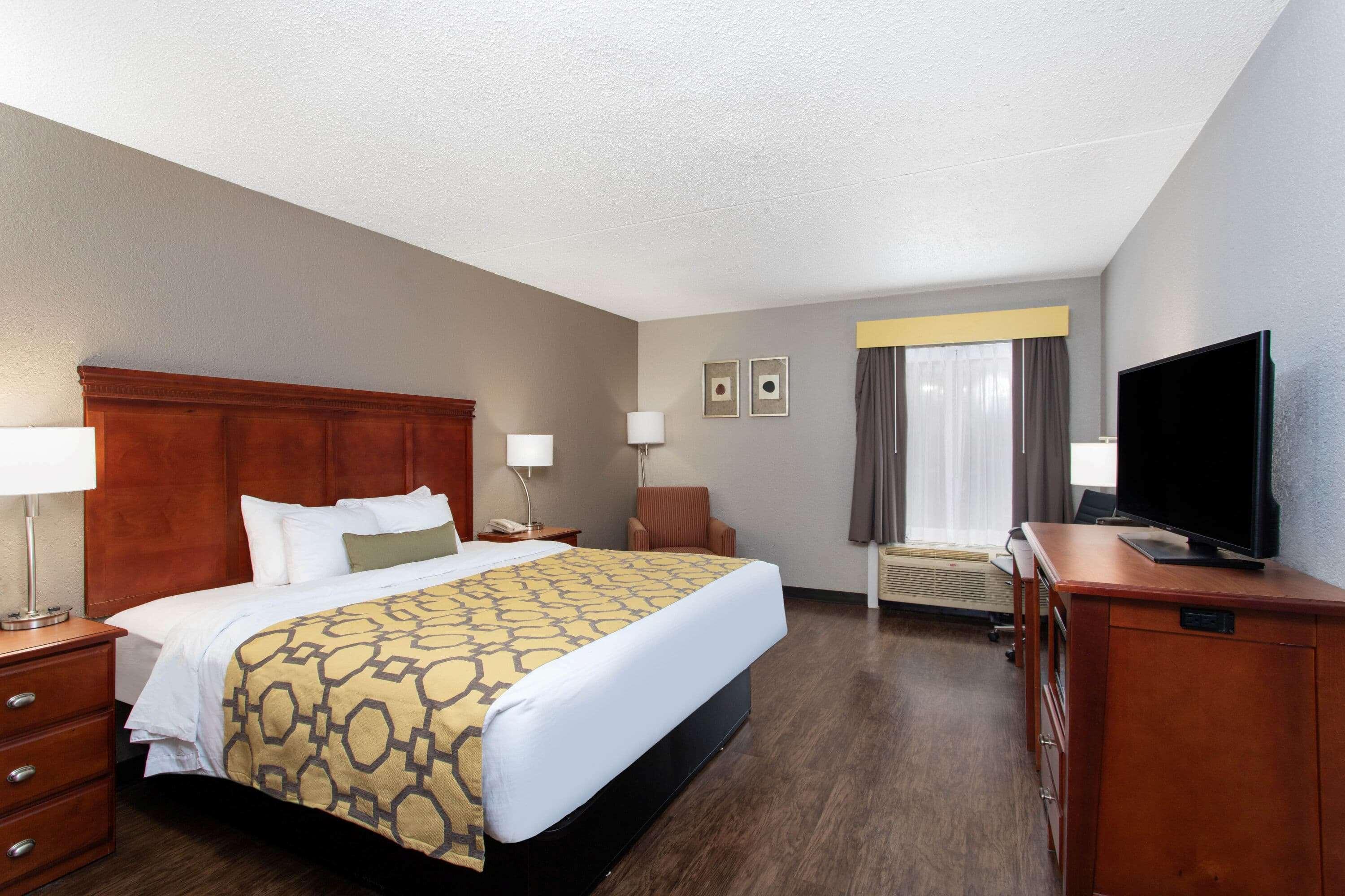 Baymont by Wyndham Greenville OH — photo 5