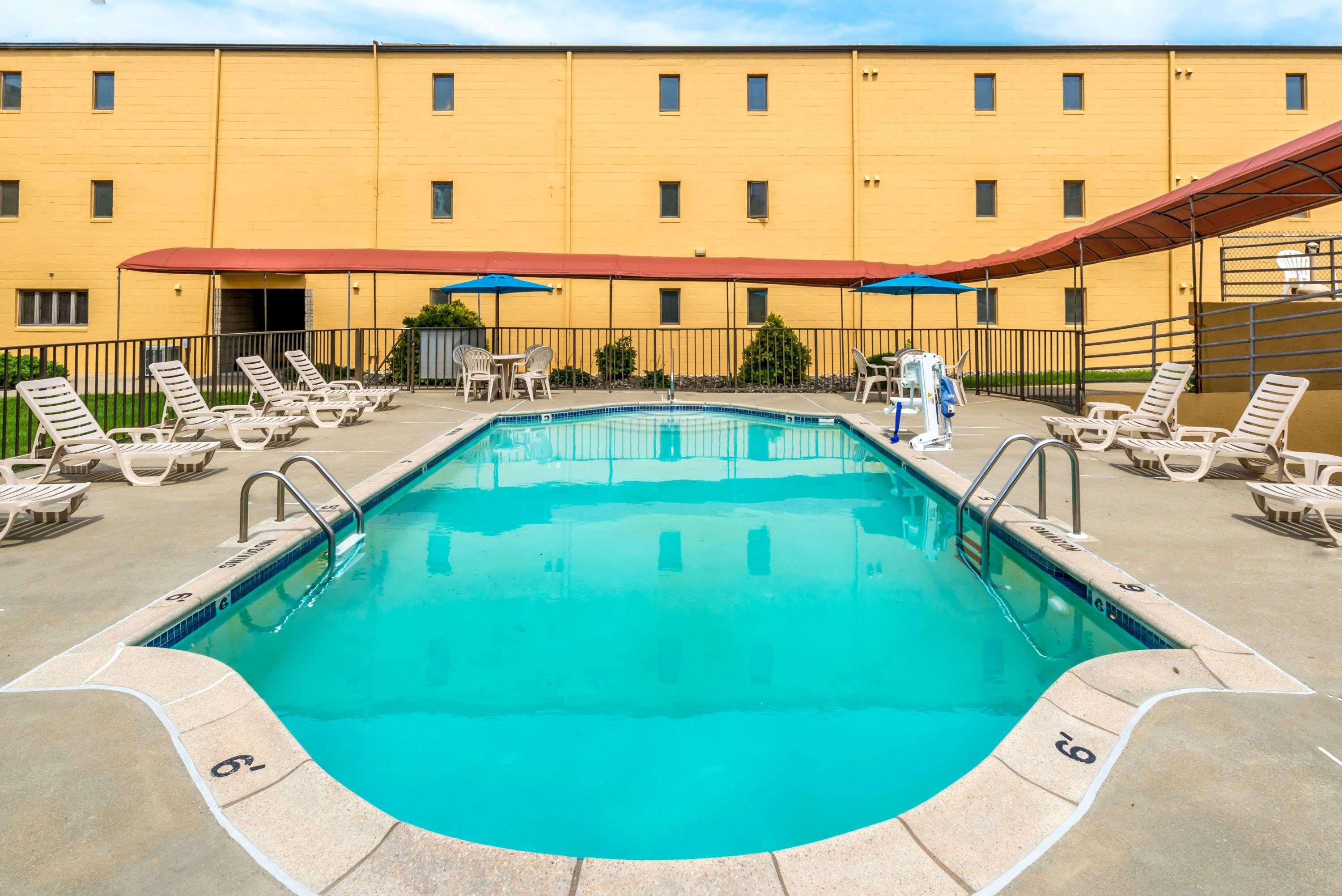 Days Inn Vineland — photo 4