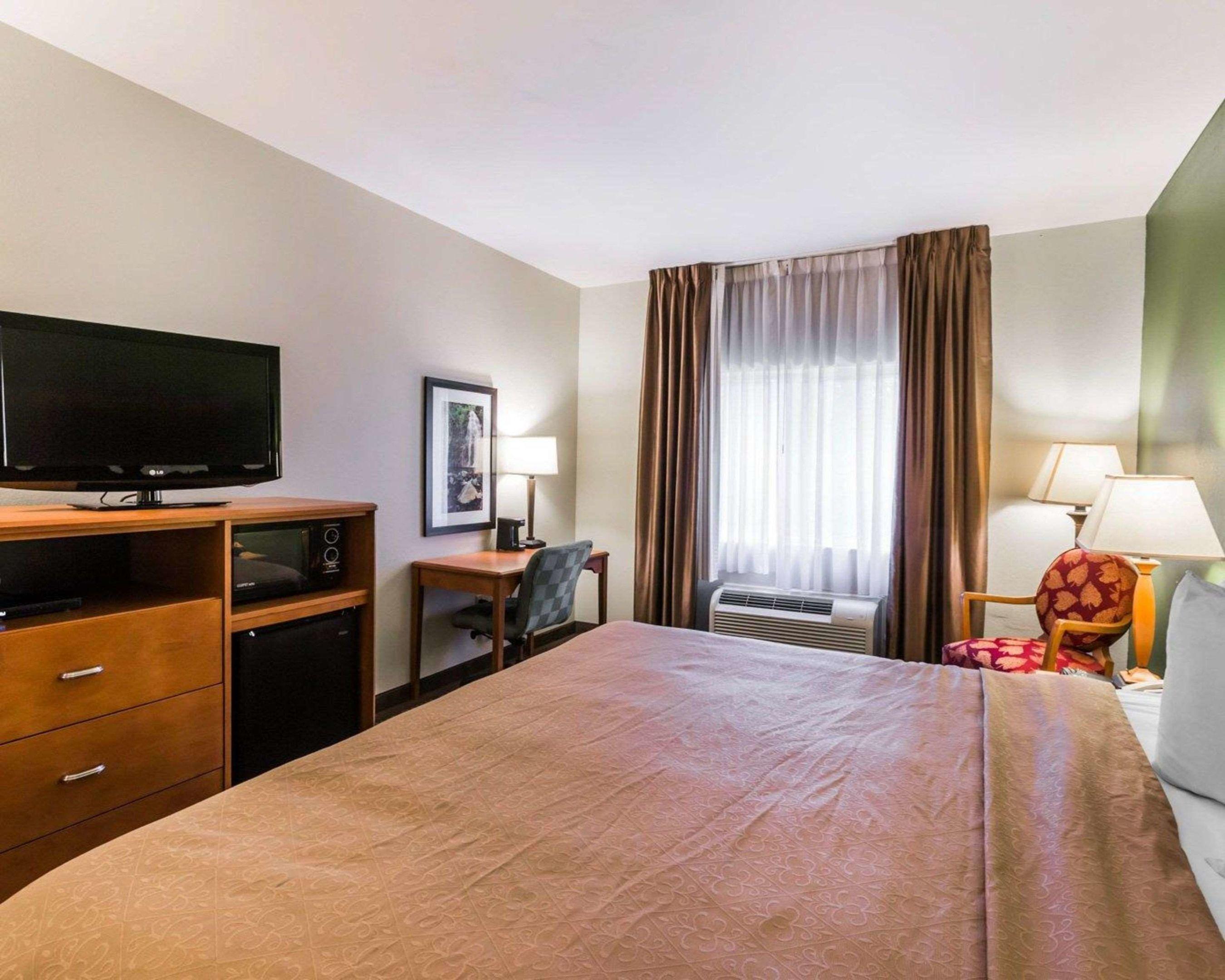 Quality Inn & Suites Birmingham — photo 5