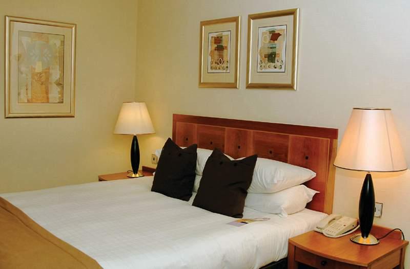 Hilton Gatwick Airport — photo 5