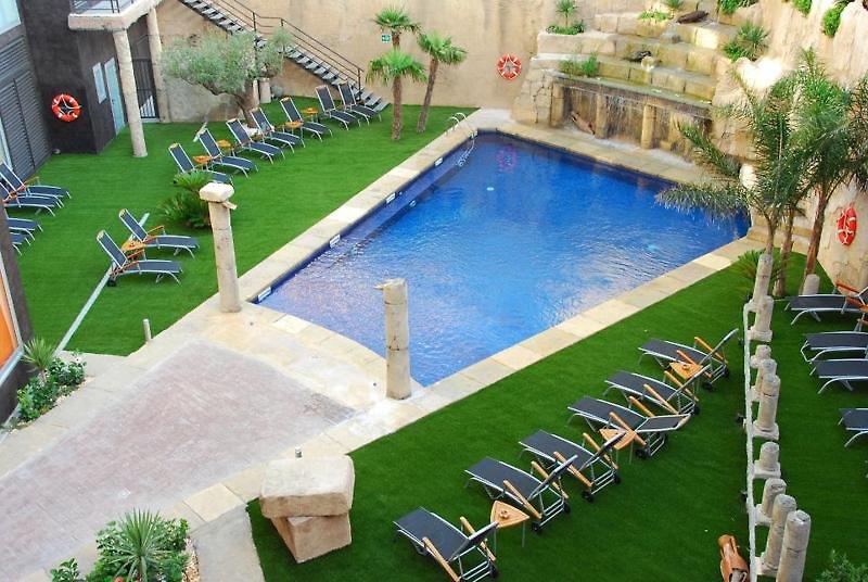 Exe Cunit Suites & Spa — photo 3