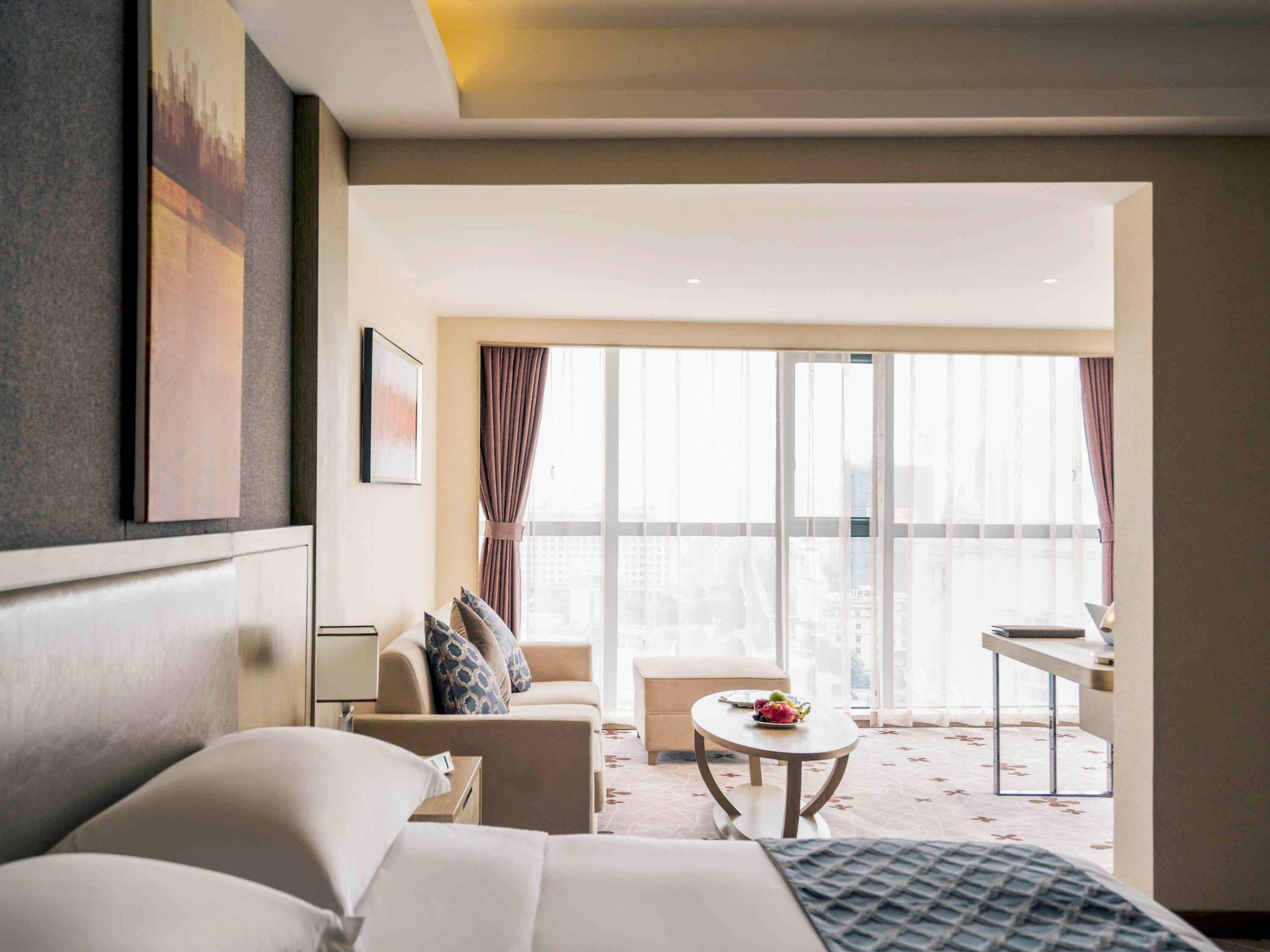 Mercure Wuhan Changqing Park