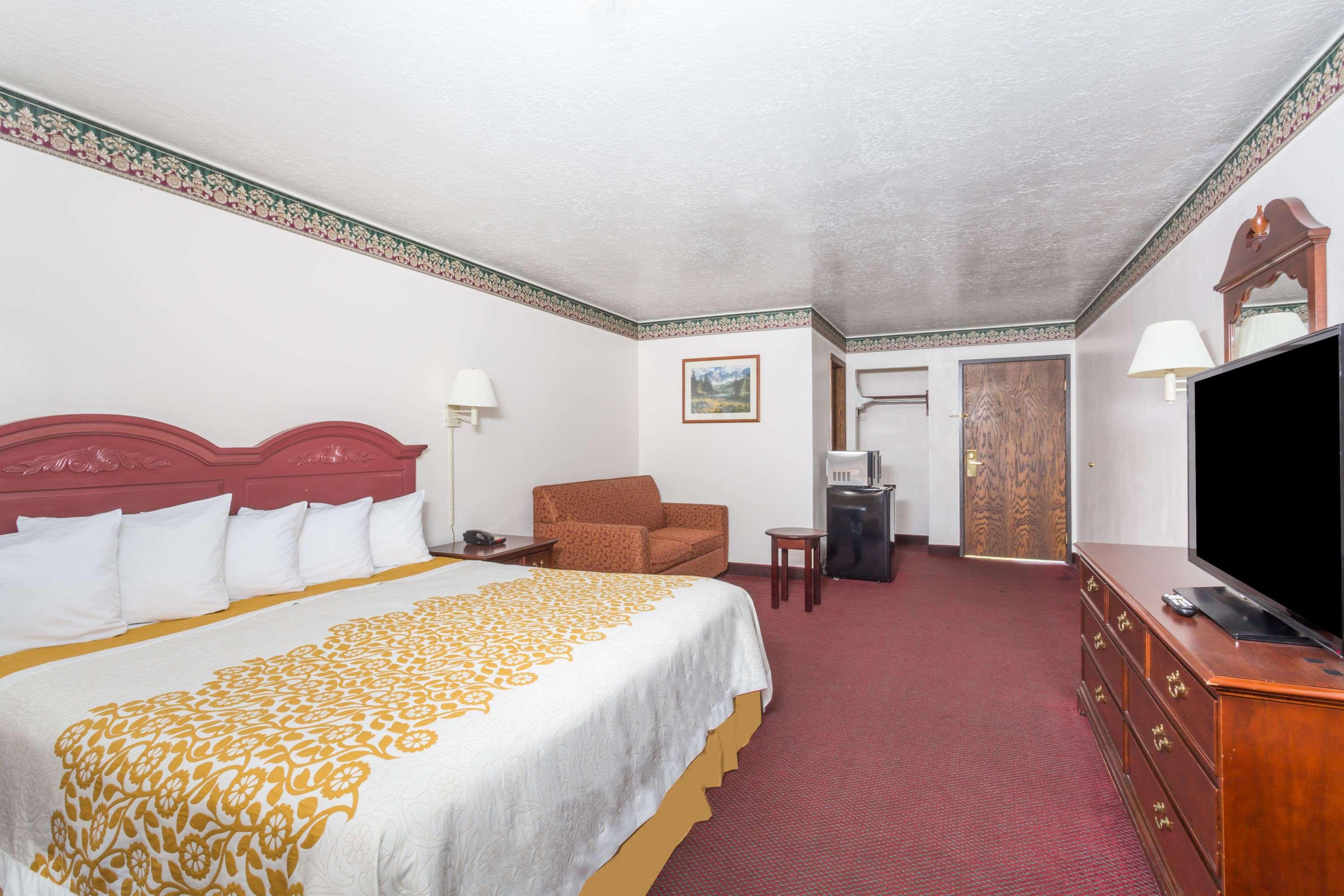 Days Inn Evanston — photo 4