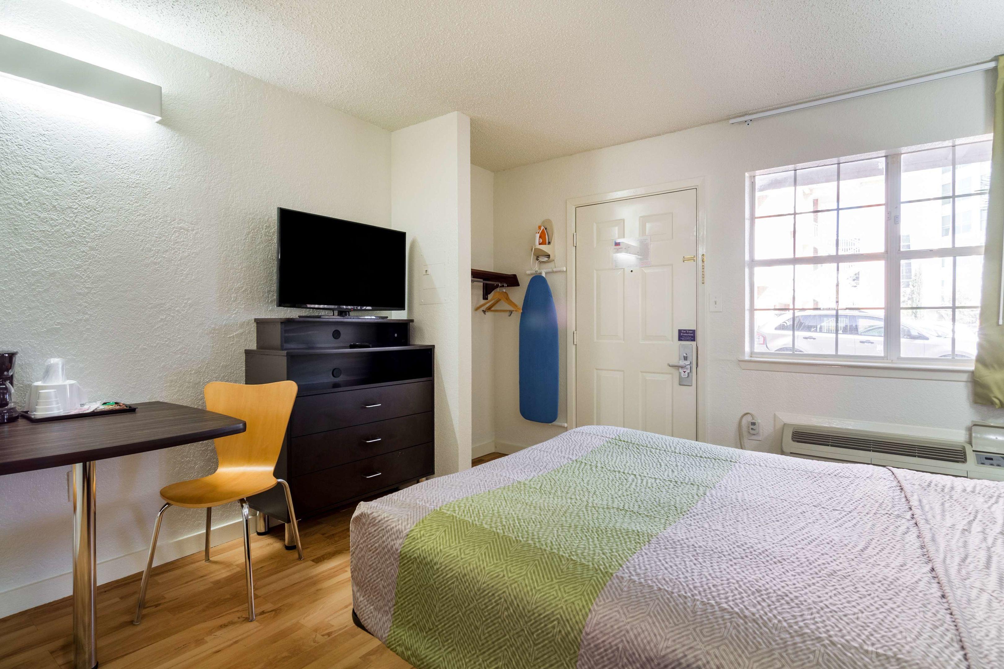 Studio 6 Dallas - Plano Medical Center — photo 5