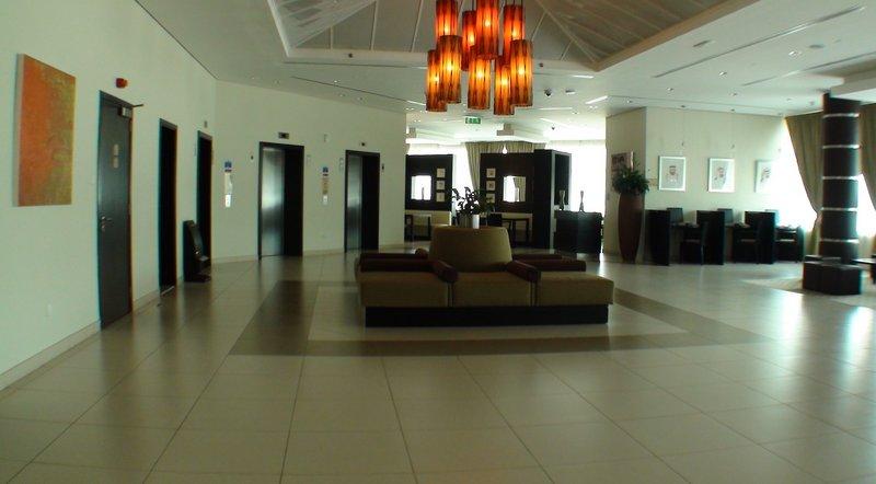 Holiday Inn Express Dubai Internet City — photo 4