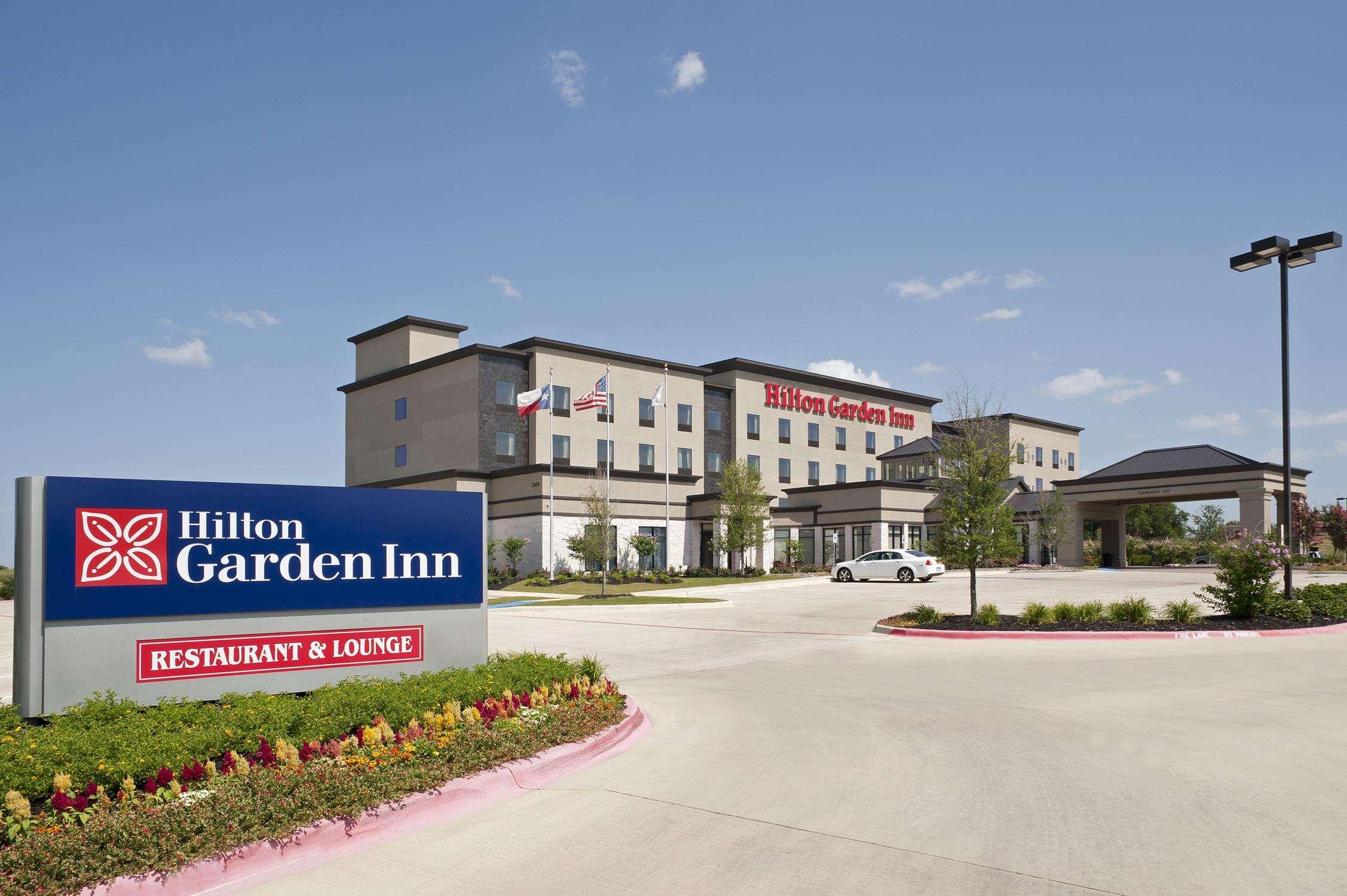 Hilton Garden Inn Fort Worth Alliance Airport — photo 3