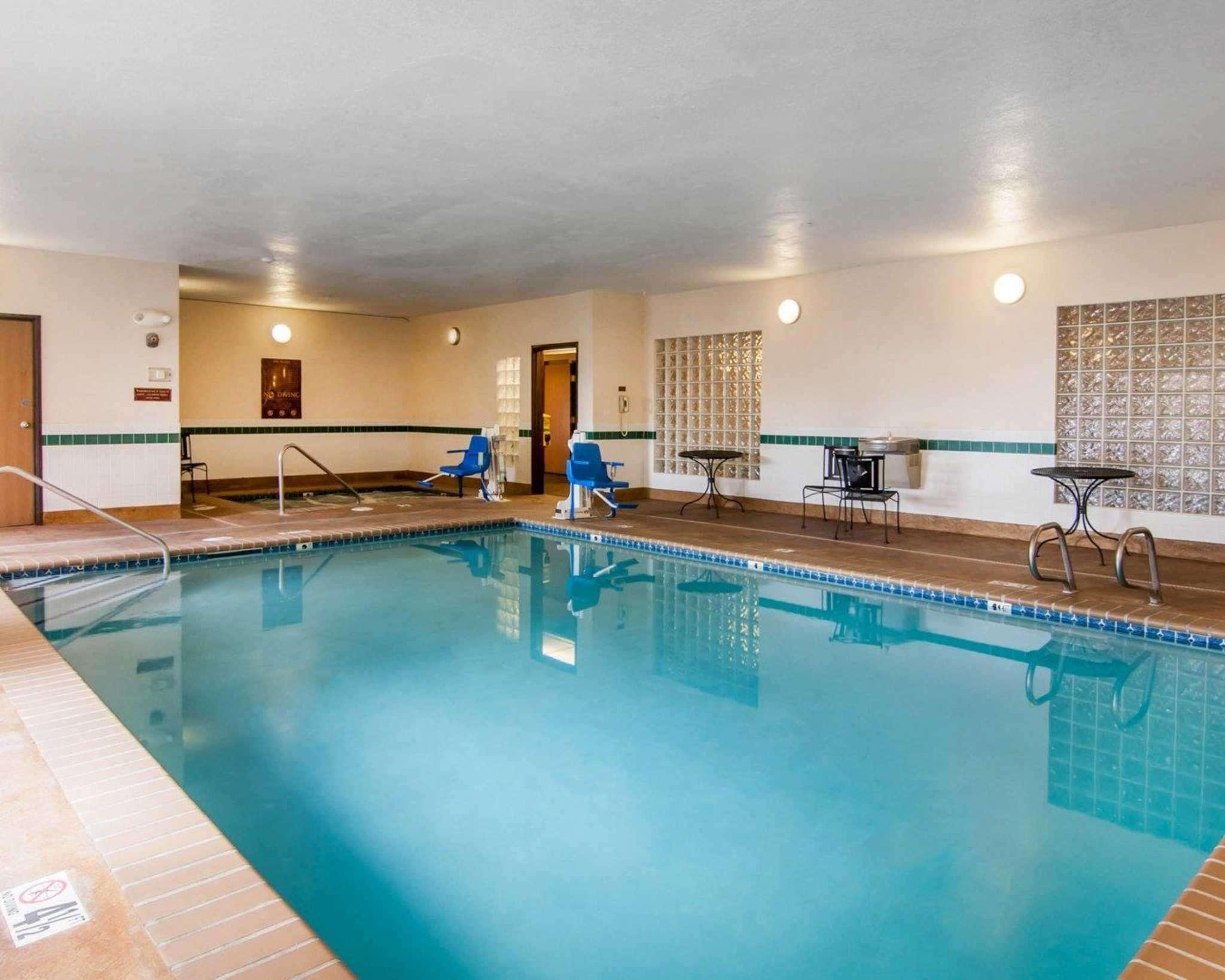 Comfort Inn South — photo 4