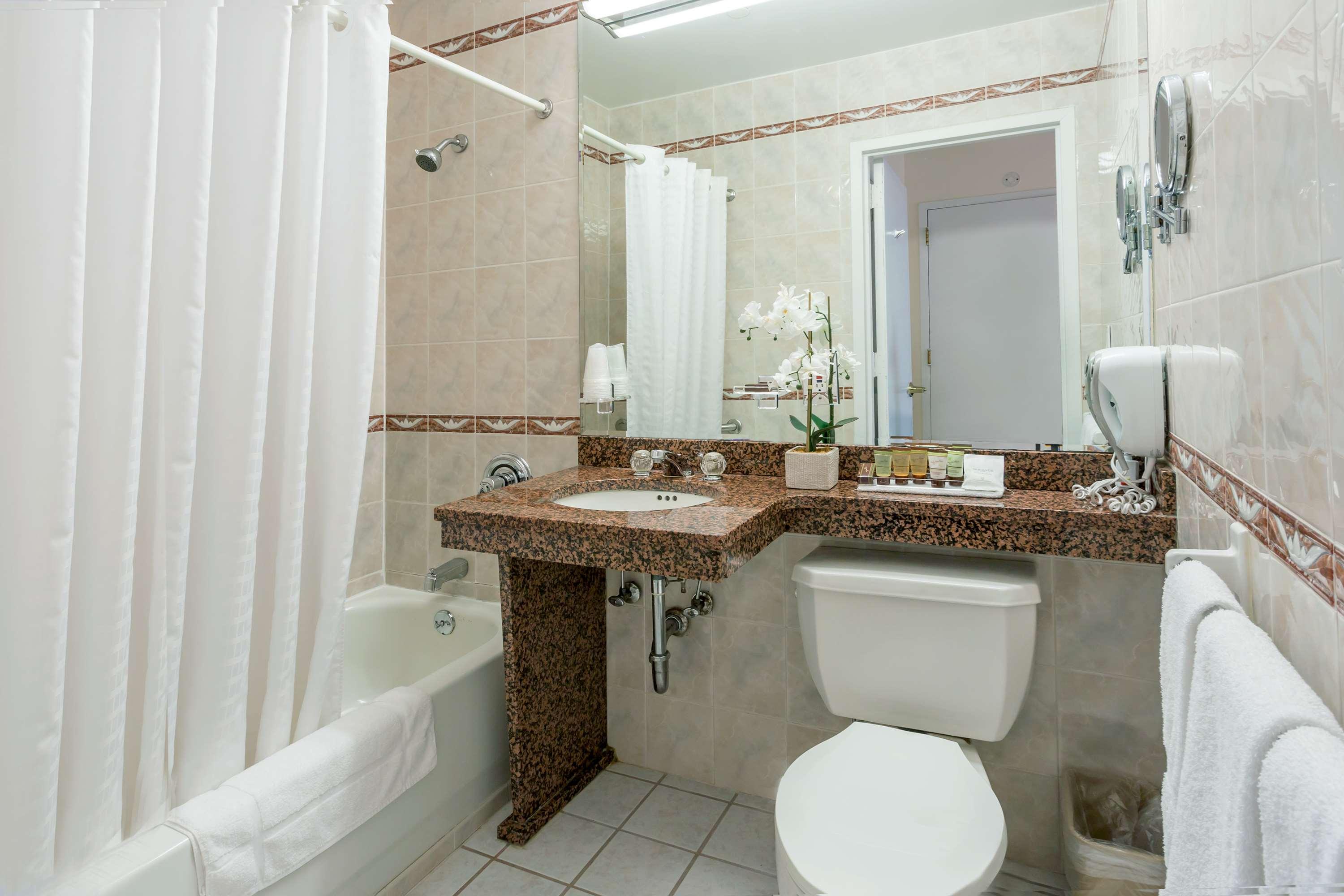 Chelsea Savoy Hotel — photo 4