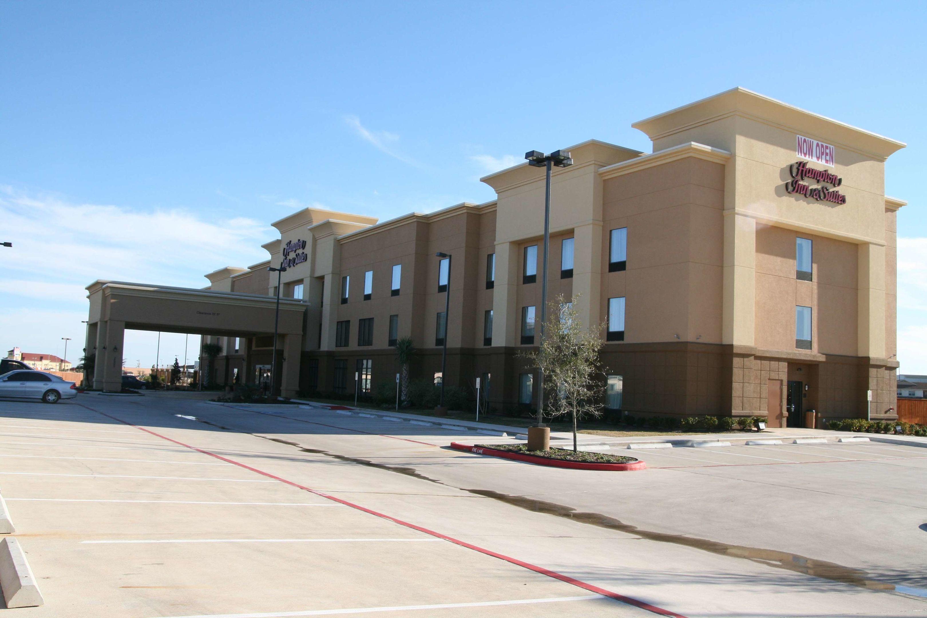 Hampton Inn & Suites Brenham — photo 3