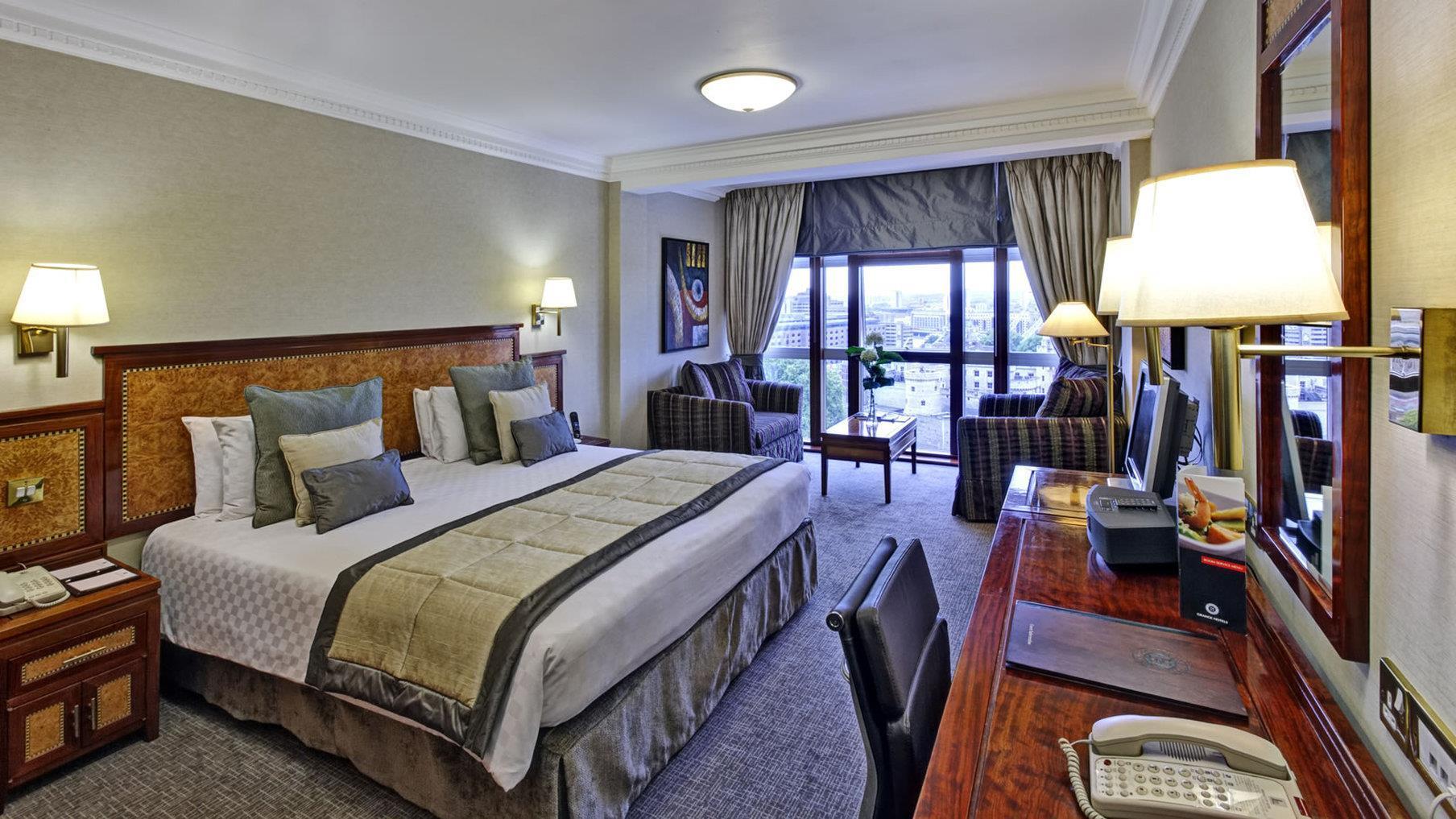 Leonardo Royal Hotel London City — photo 5