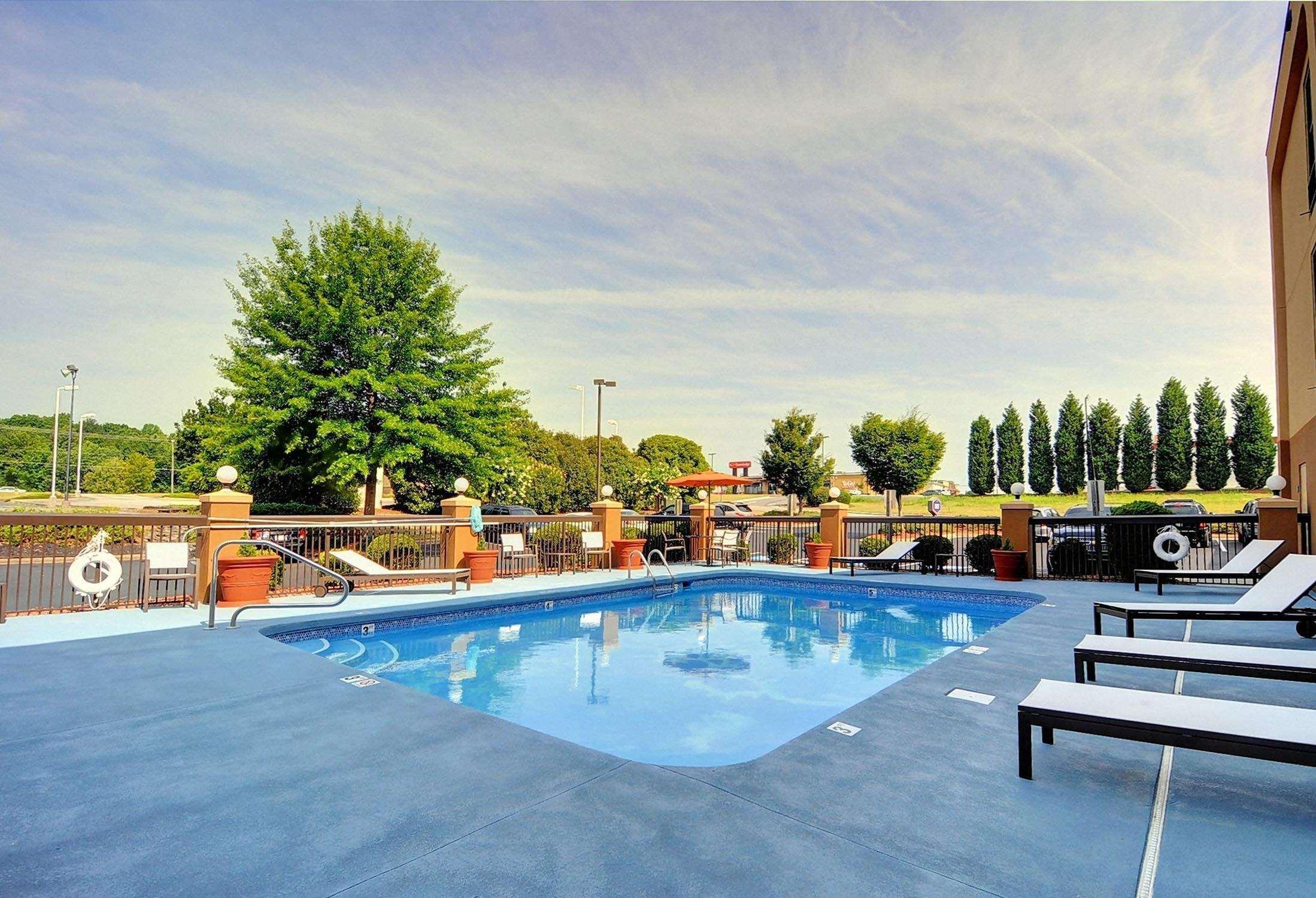Hampton Inn Eden — photo 5