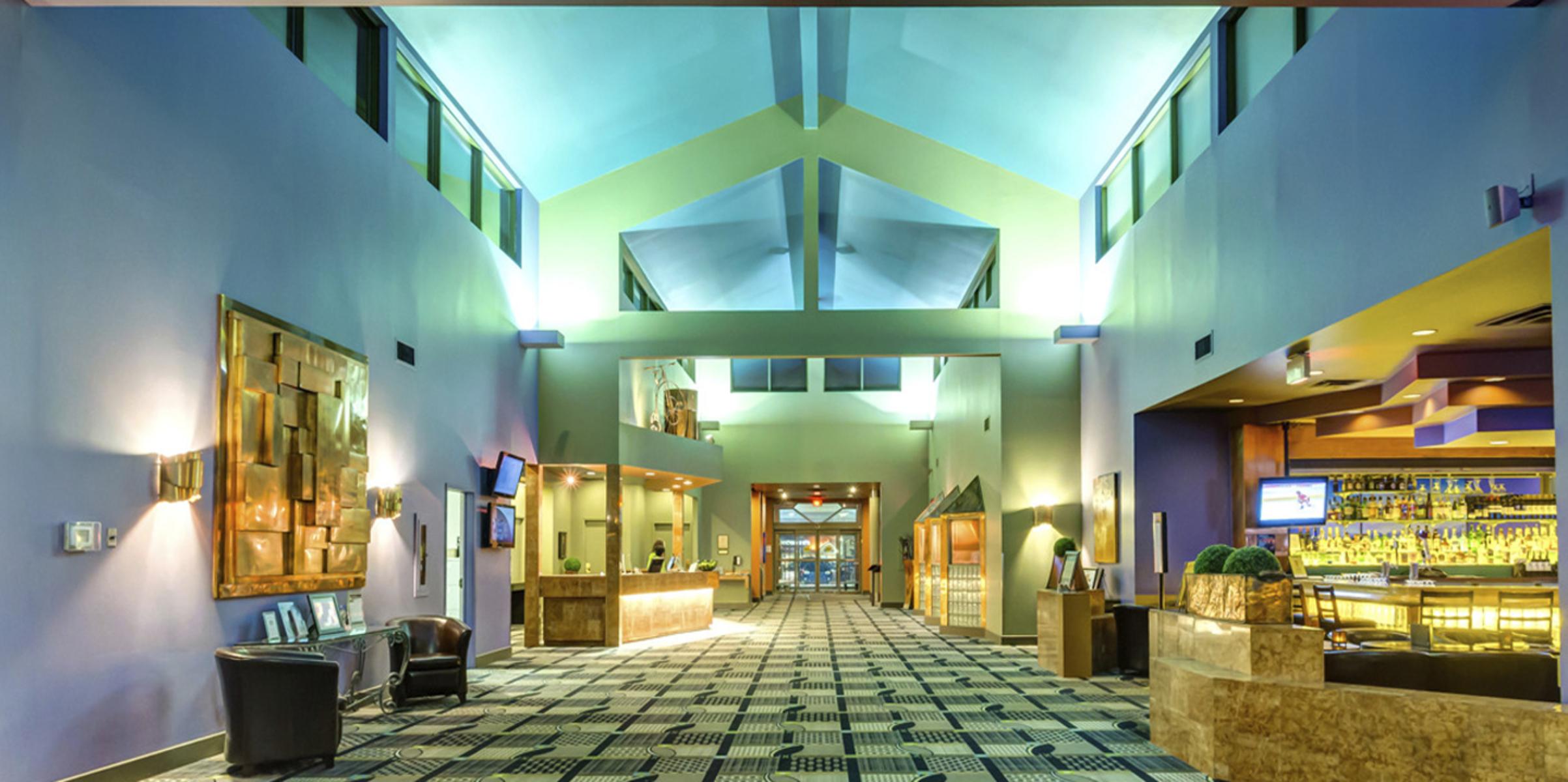 Royal Hotel West Edmonton, Trademark Collection by Wyndham — photo 4