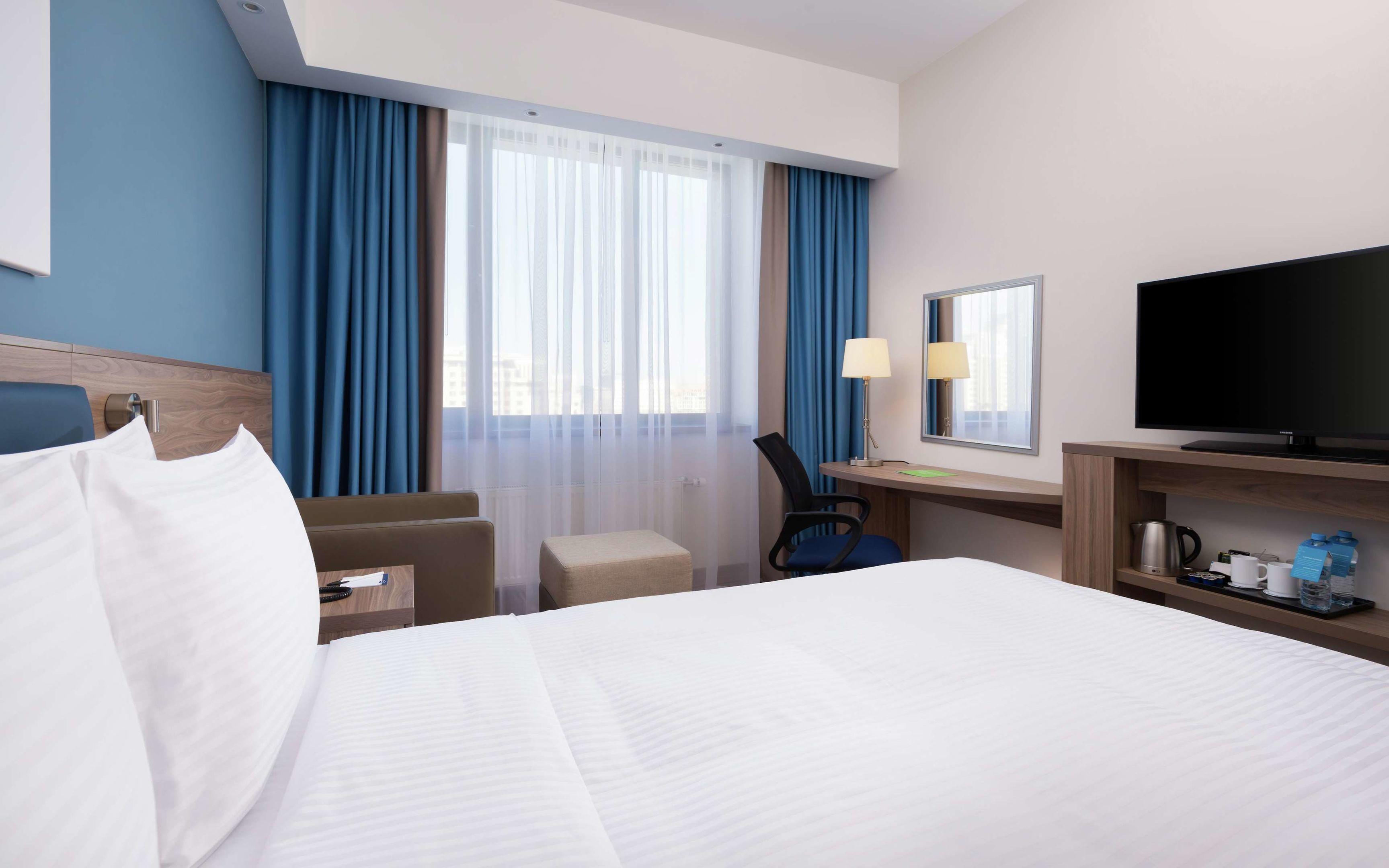 Hampton by Hilton Astana Triumphal Arch — photo 5