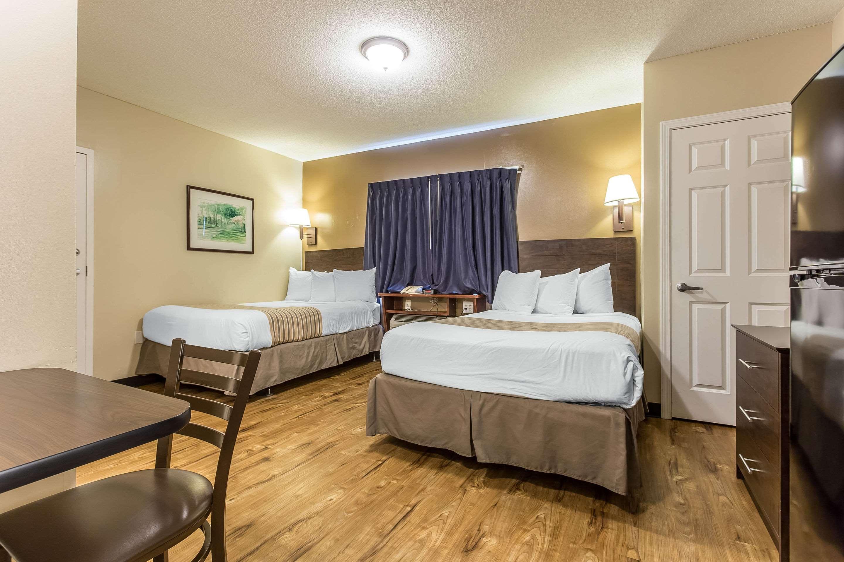 Suburban Extended Stay Hotel — photo 4