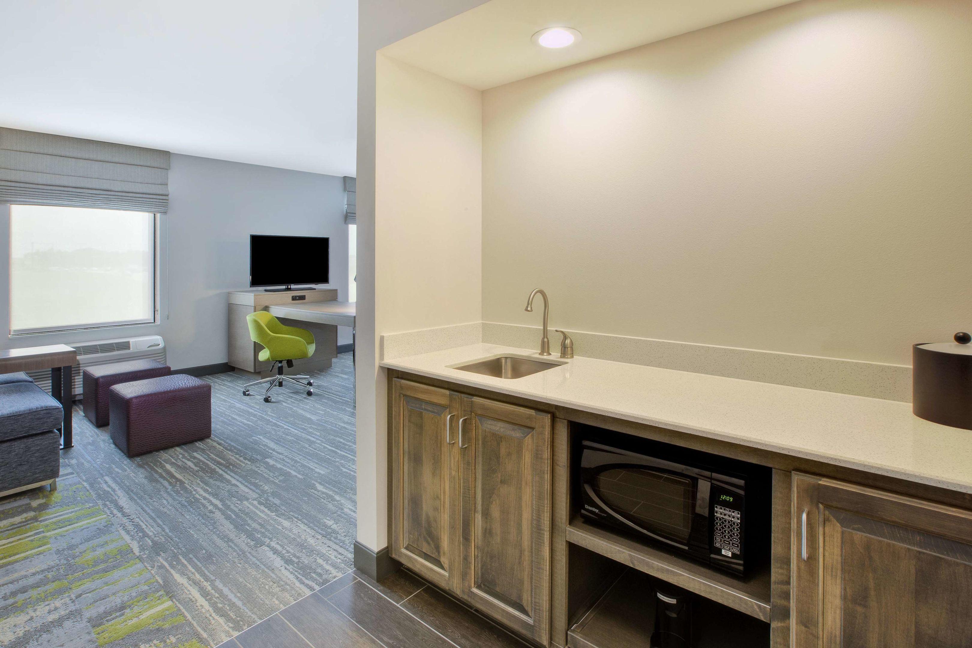 Hampton Inn & Suites Southwest/Sioux — photo 5