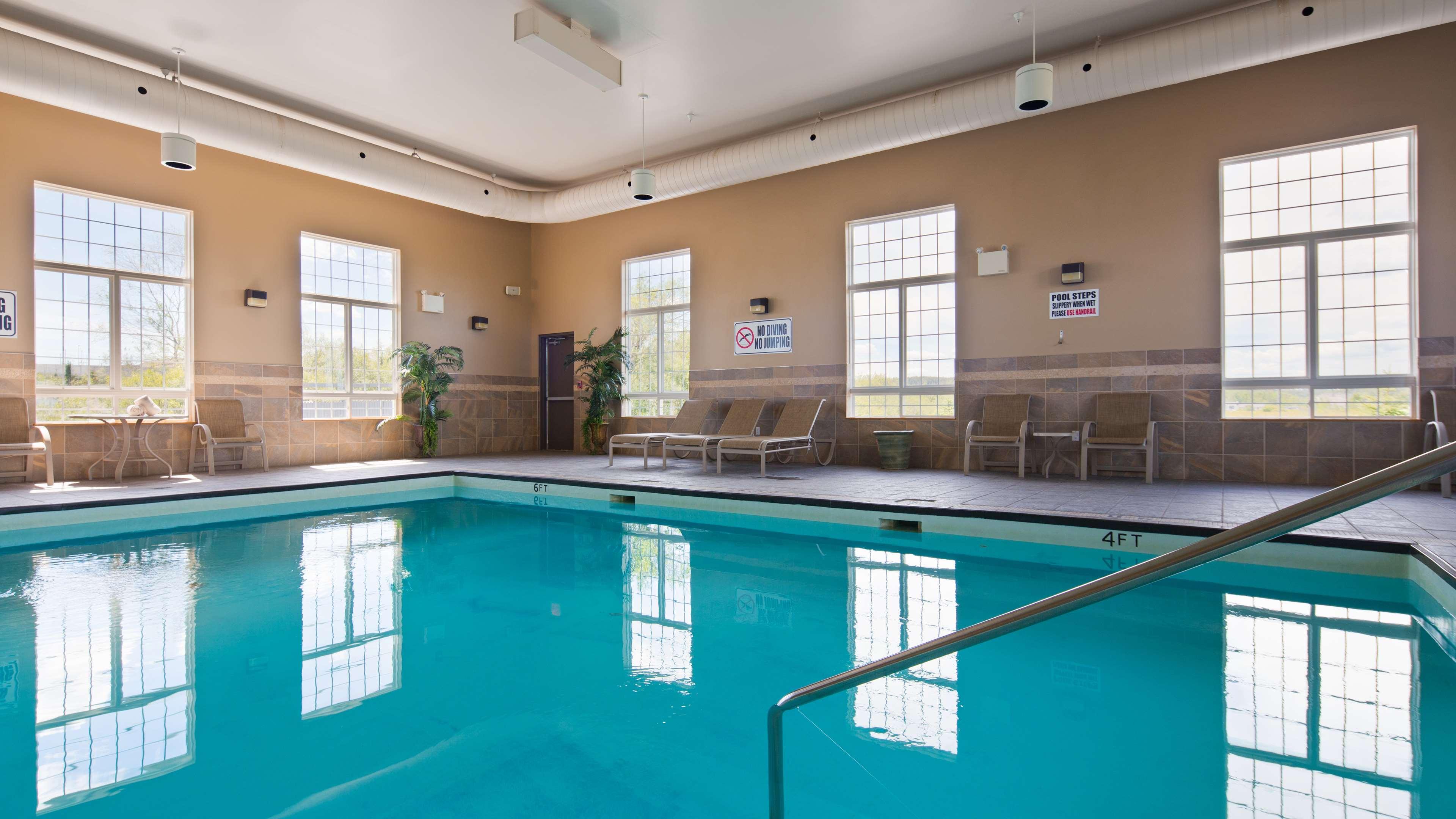 Best Western Plus Saint John Hotel & Suites — photo 4
