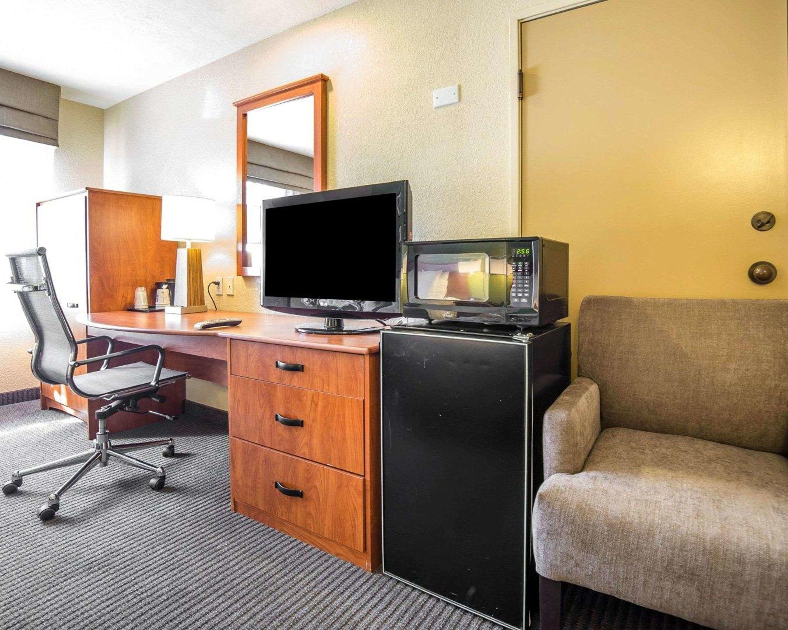 Sleep Inn — photo 5