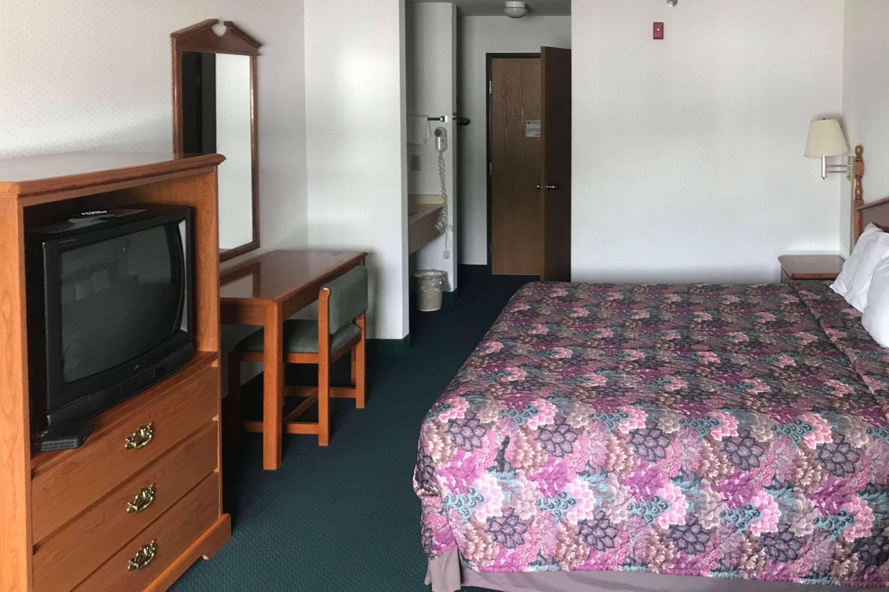 Rodeway Inn Urbana Champaign University Area — photo 5