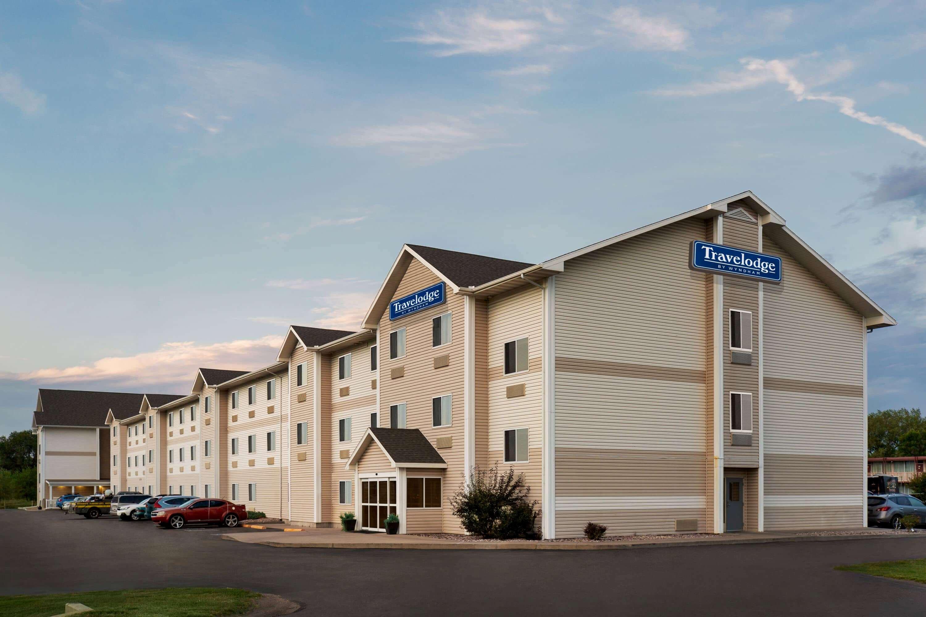 Baymont Inn & Suites by Wyndham North Platte — photo 4