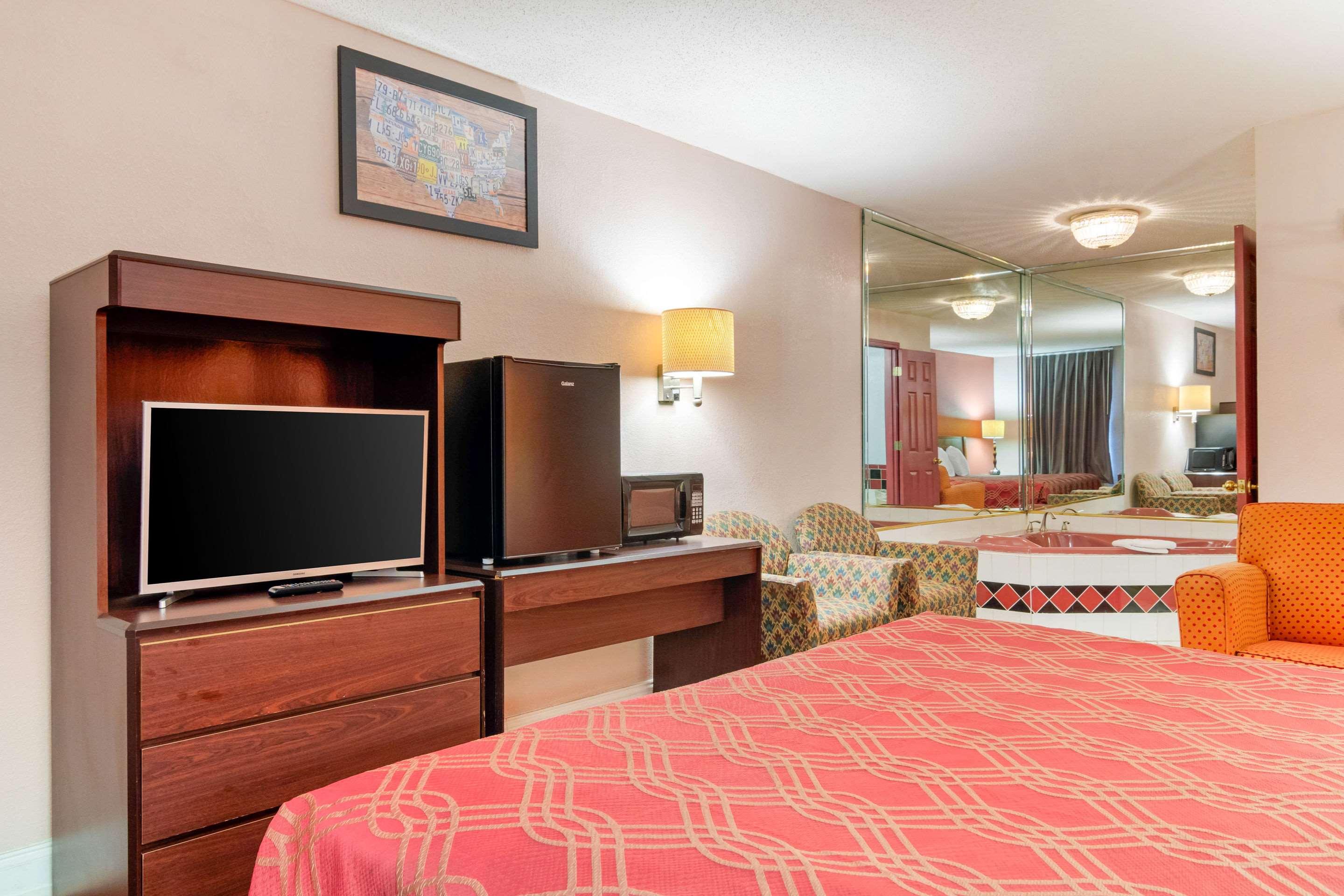 Econo Lodge — photo 3