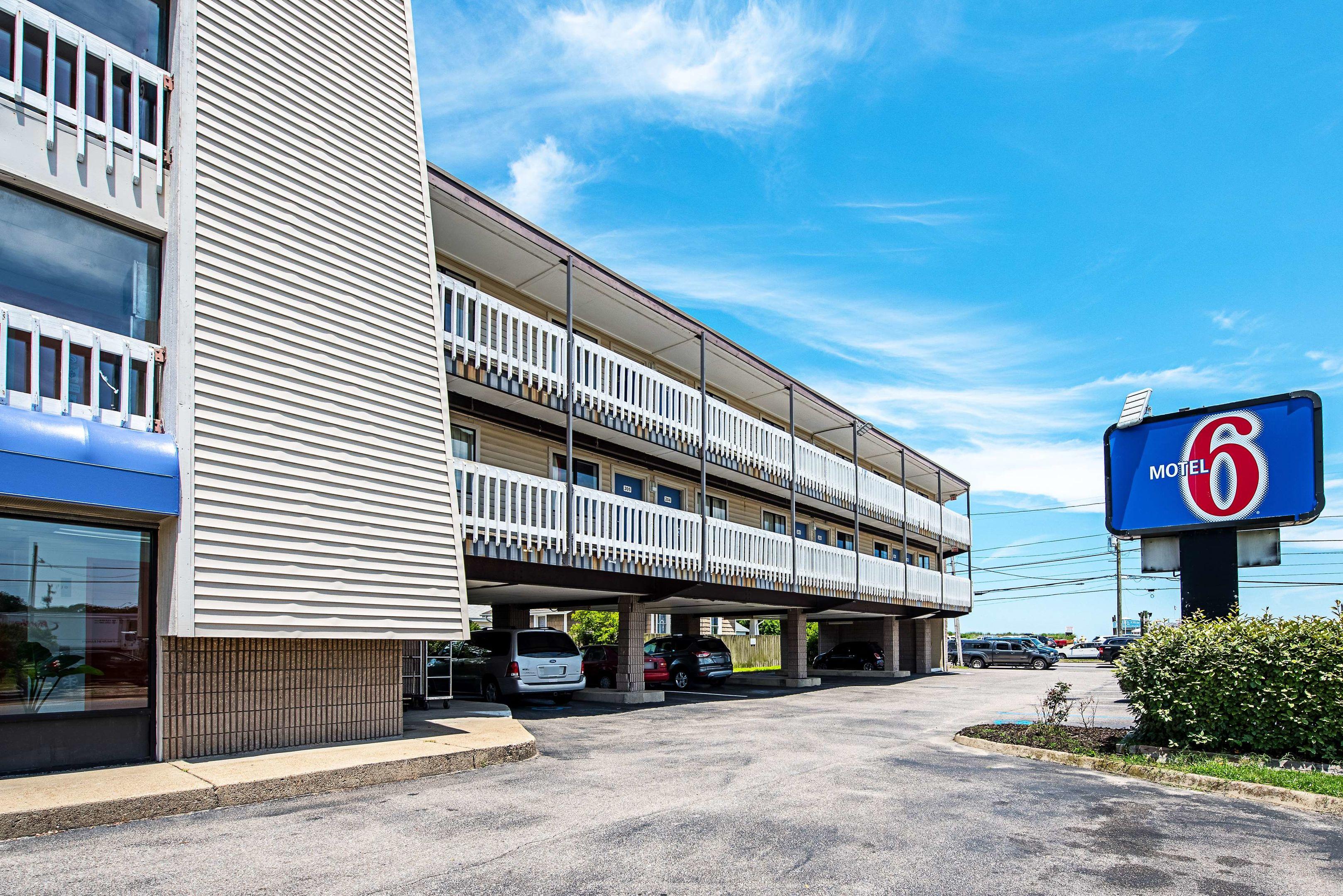 Motel 6 Norfolk - Oceanview — photo 4