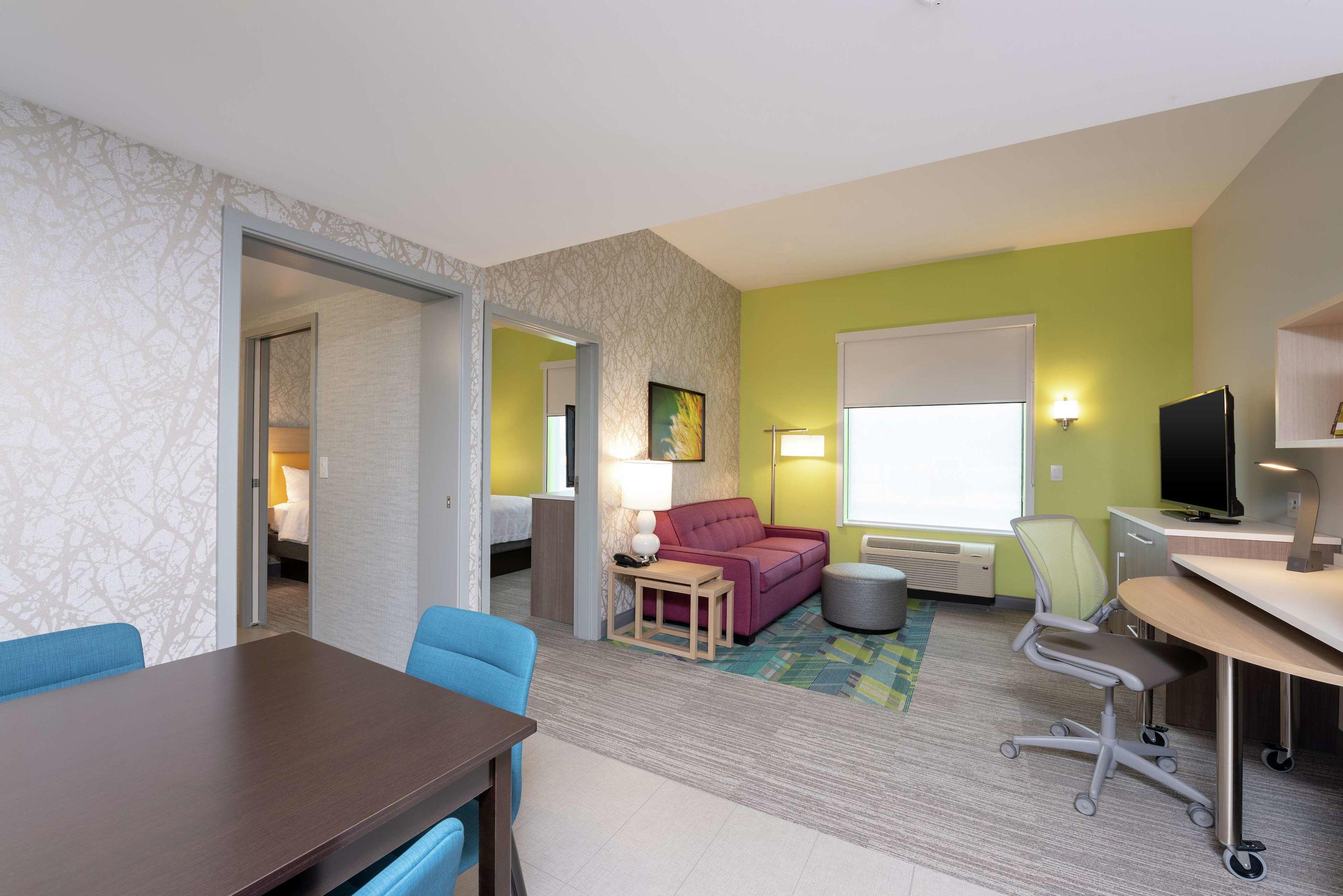 Home2 Suites by Hilton Indianapolis Airport — photo 5