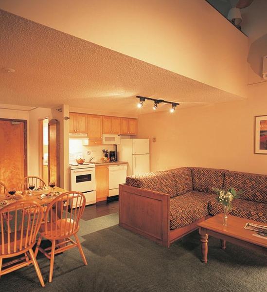Whistler Village Inn & Suites — photo 4