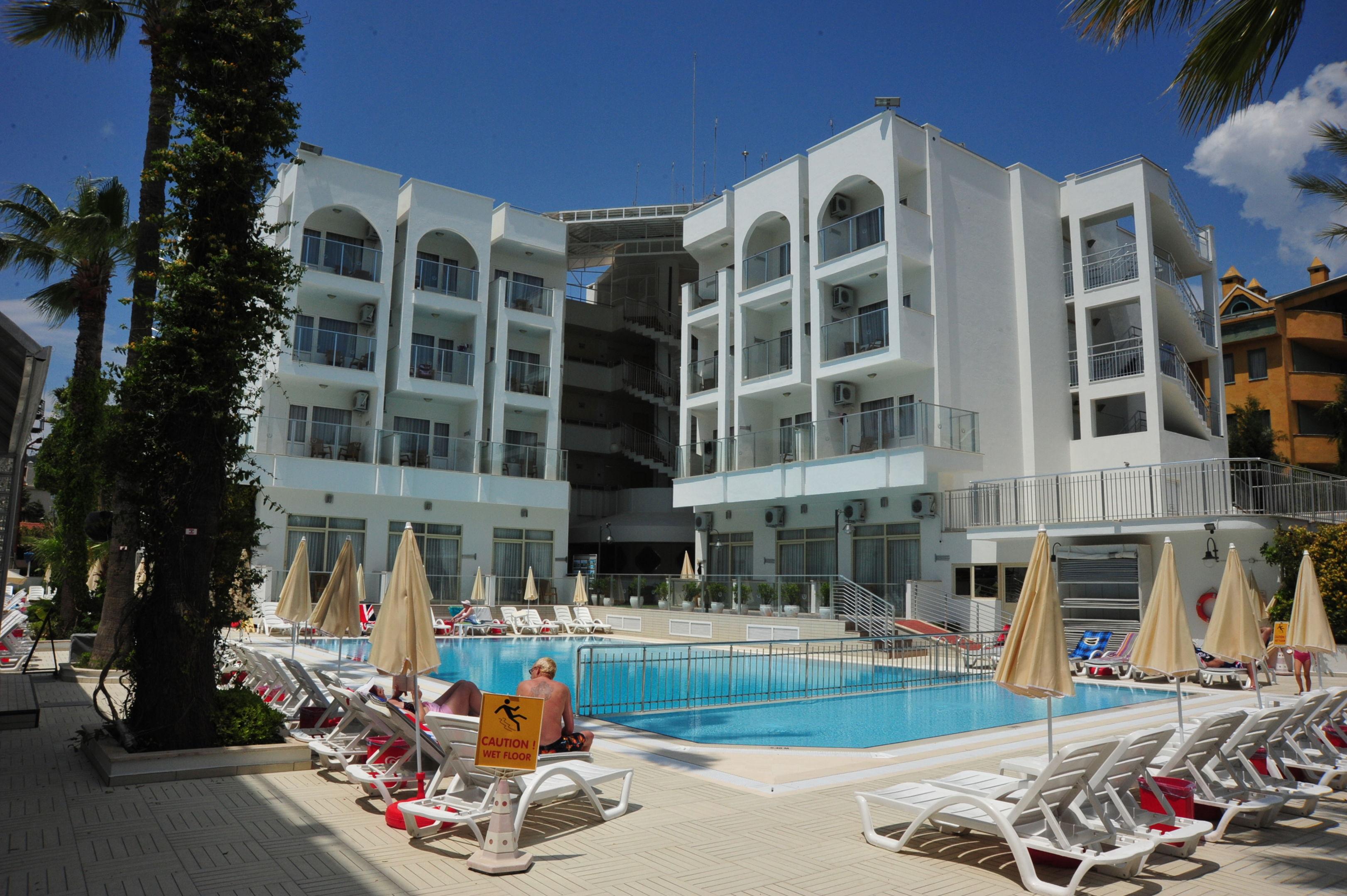 Club Atrium & Hotel — photo 4
