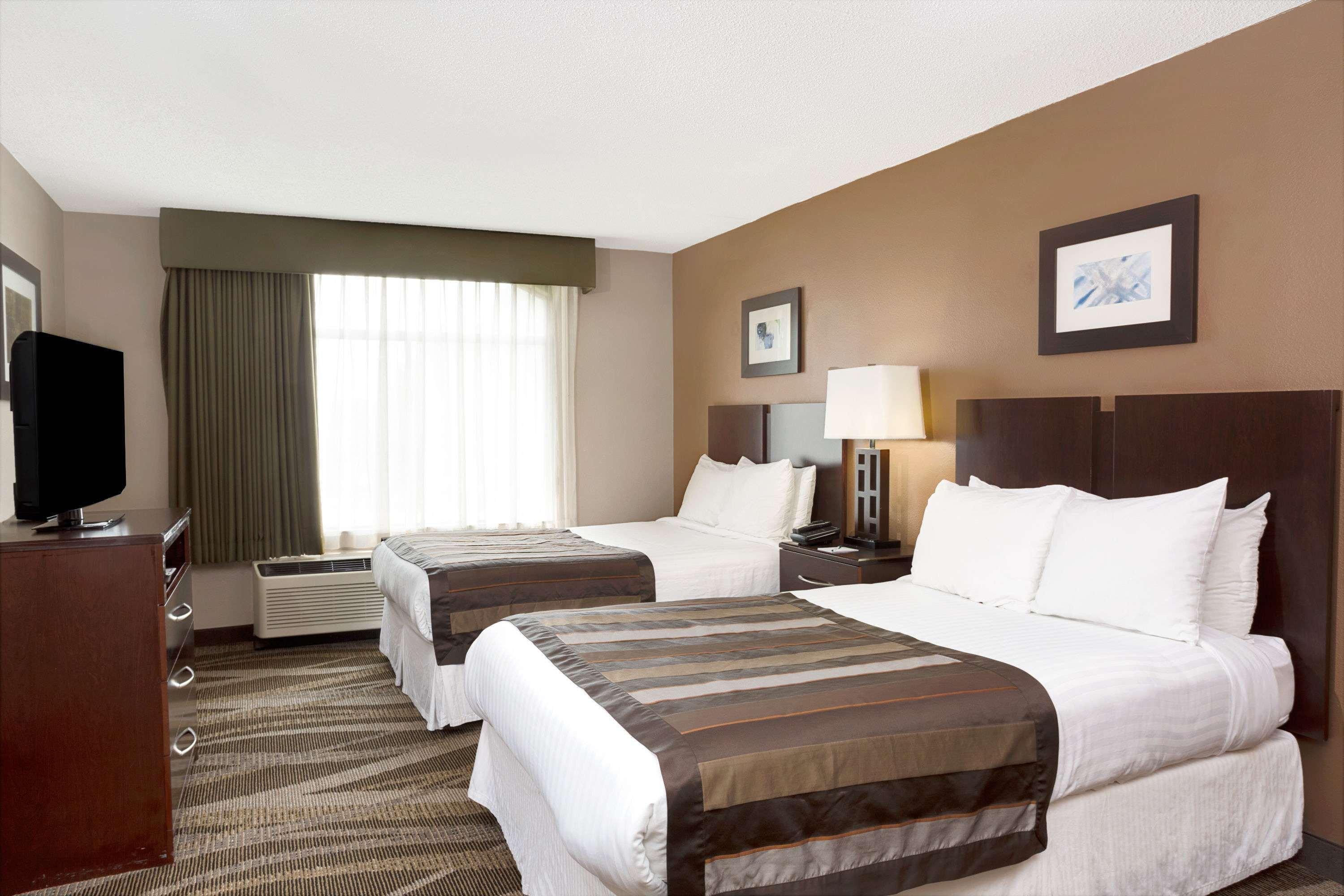 Wingate By Wyndham Raleigh Durham Airport — photo 4