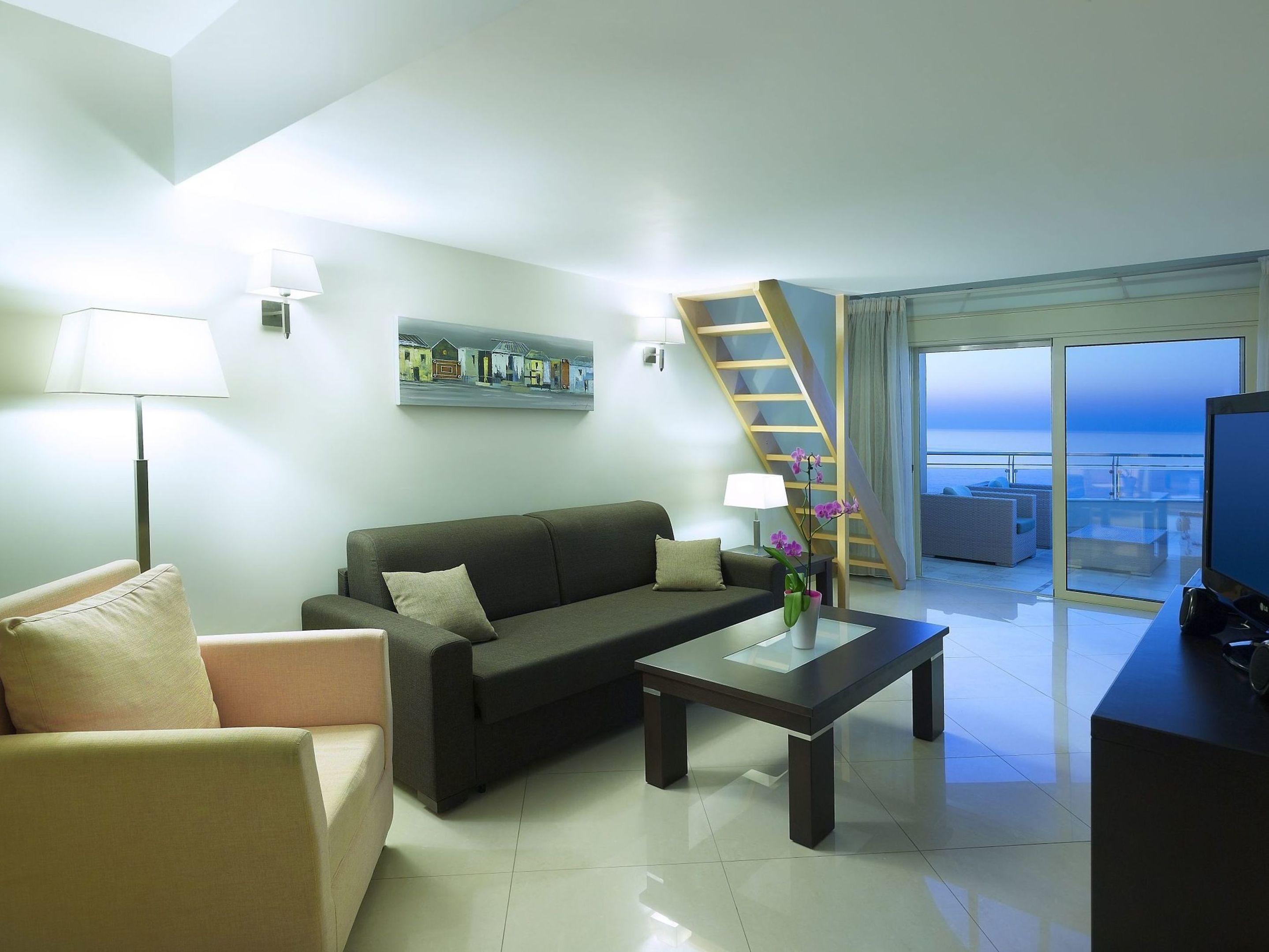 Macaris Suites & Spa — photo 4