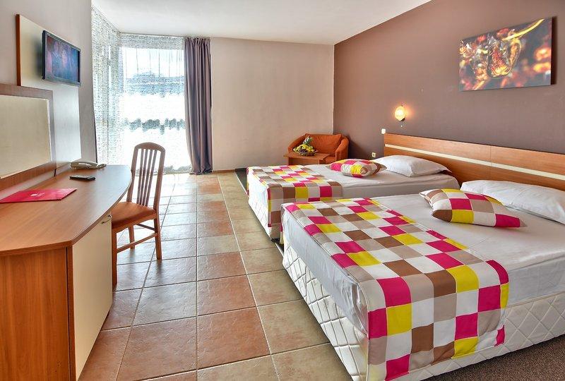 Mimosa Sunshine Hotel — photo 4