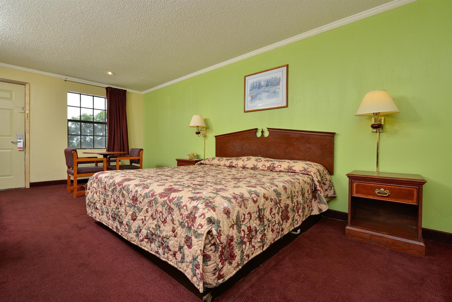 Americas Best Value Inn Camden — photo 3