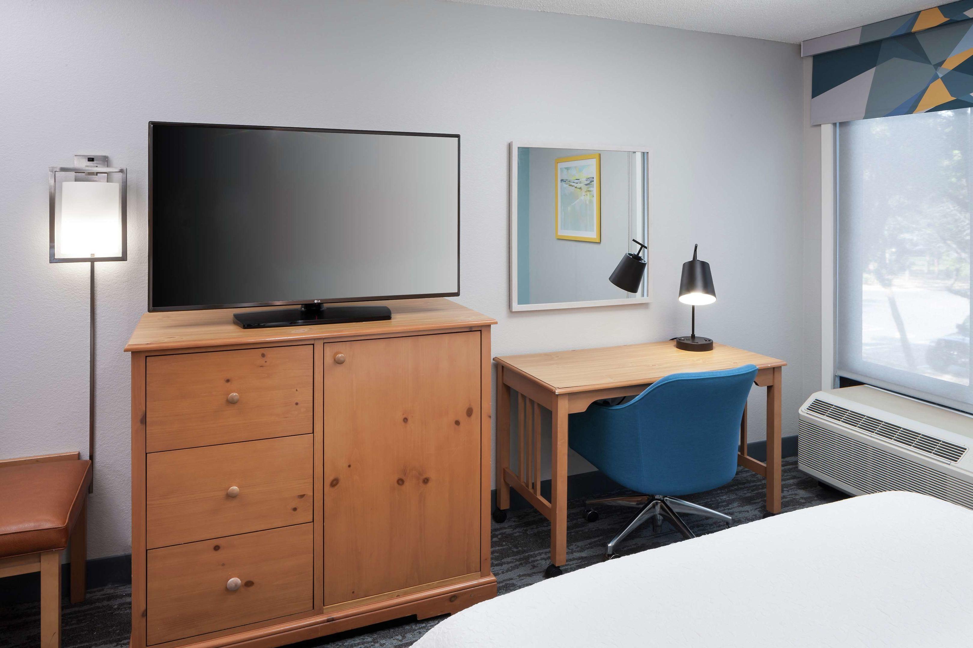 Hampton Inn Austin Arboretum/Northwest — photo 5