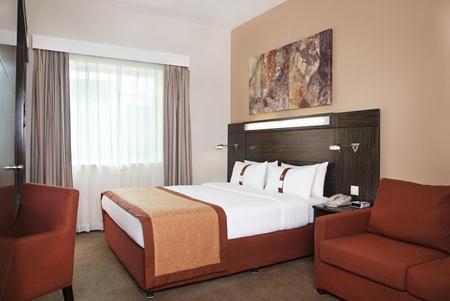 Holiday Inn Express Dubai Safa Park — photo 4