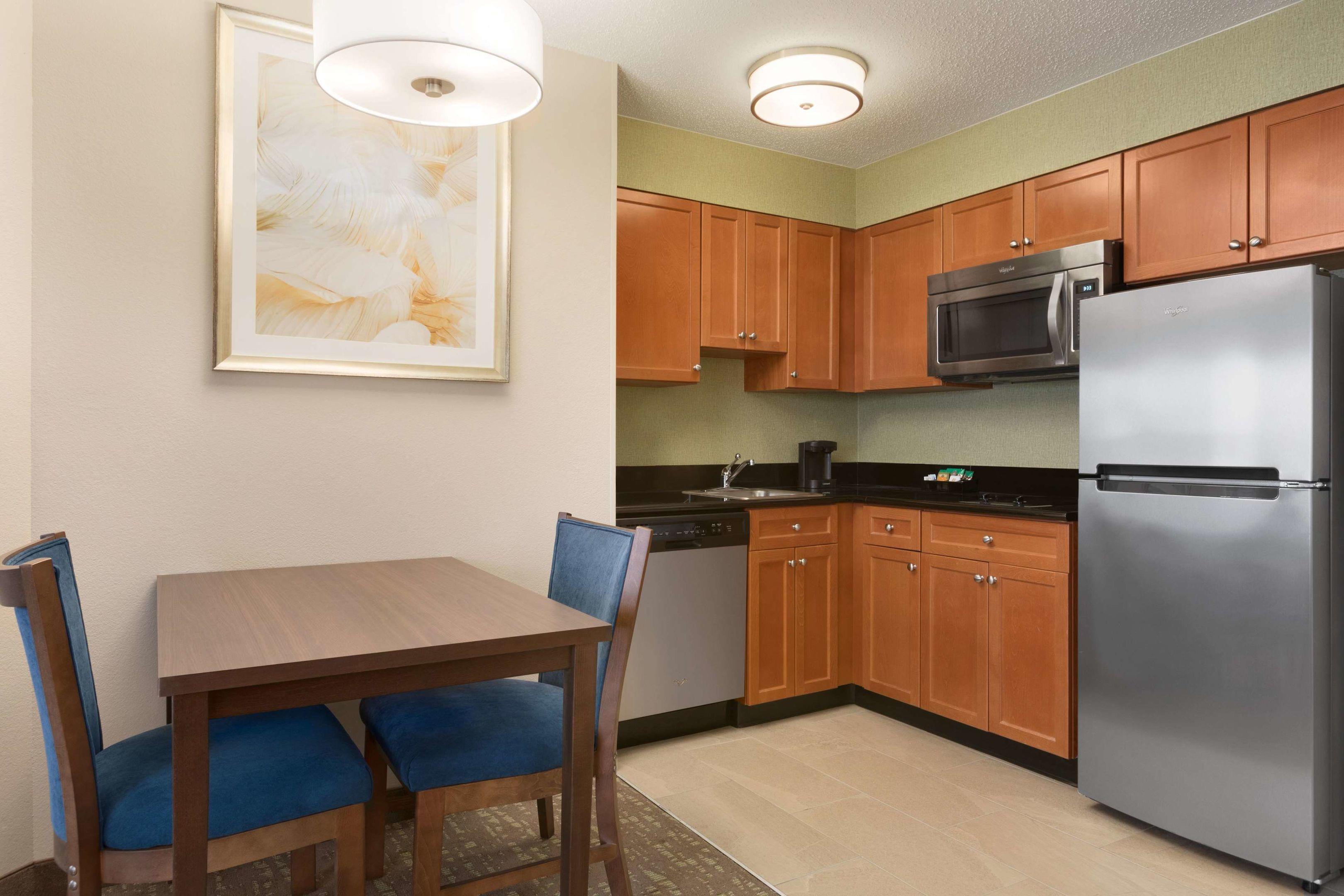 Homewood Suites Toledo Maumee — photo 4