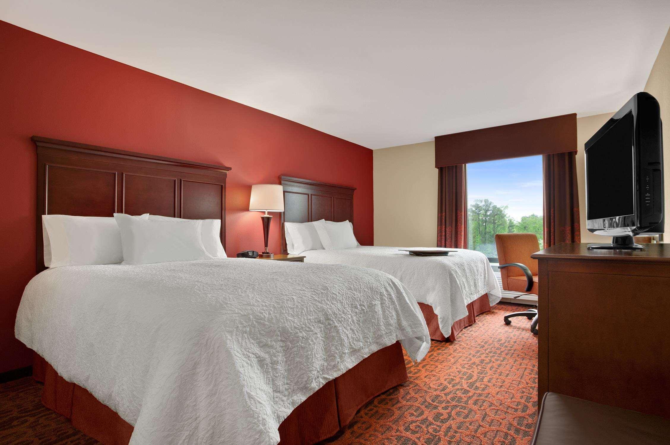 Hampton Inn Magnolia — photo 5