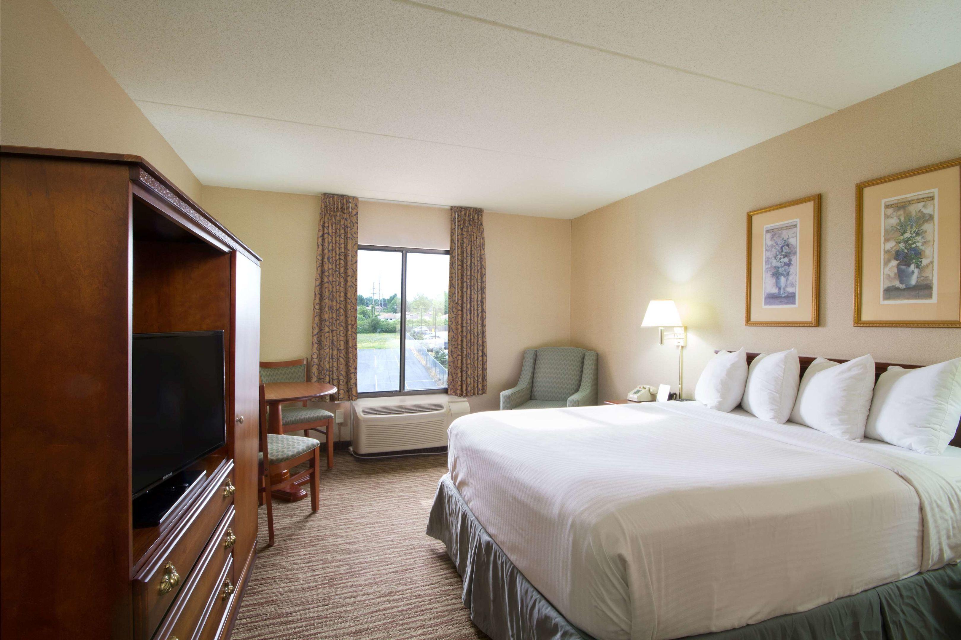 Days Hotel Buffalo Airport — photo 4