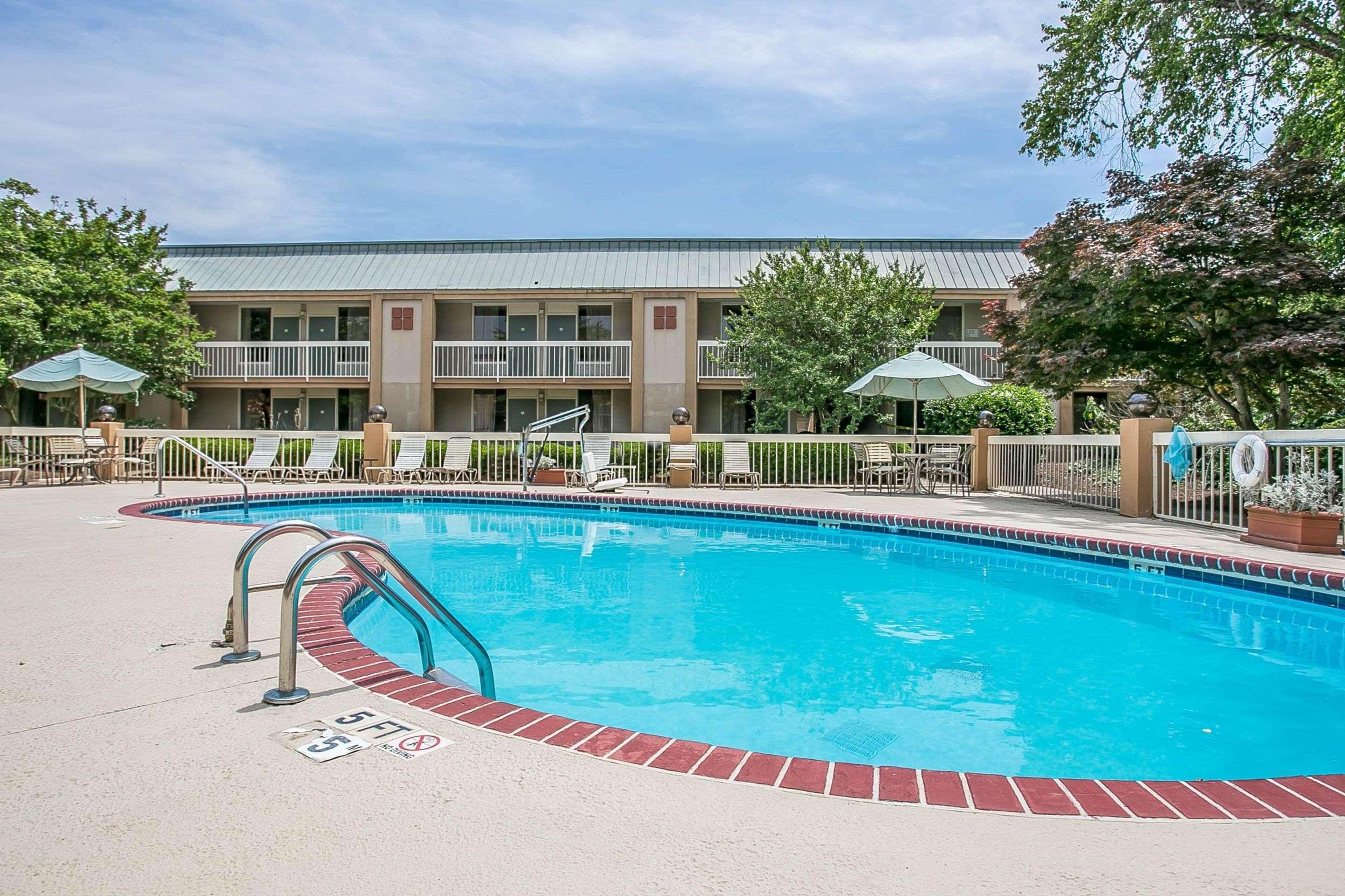Quality Inn — photo 4
