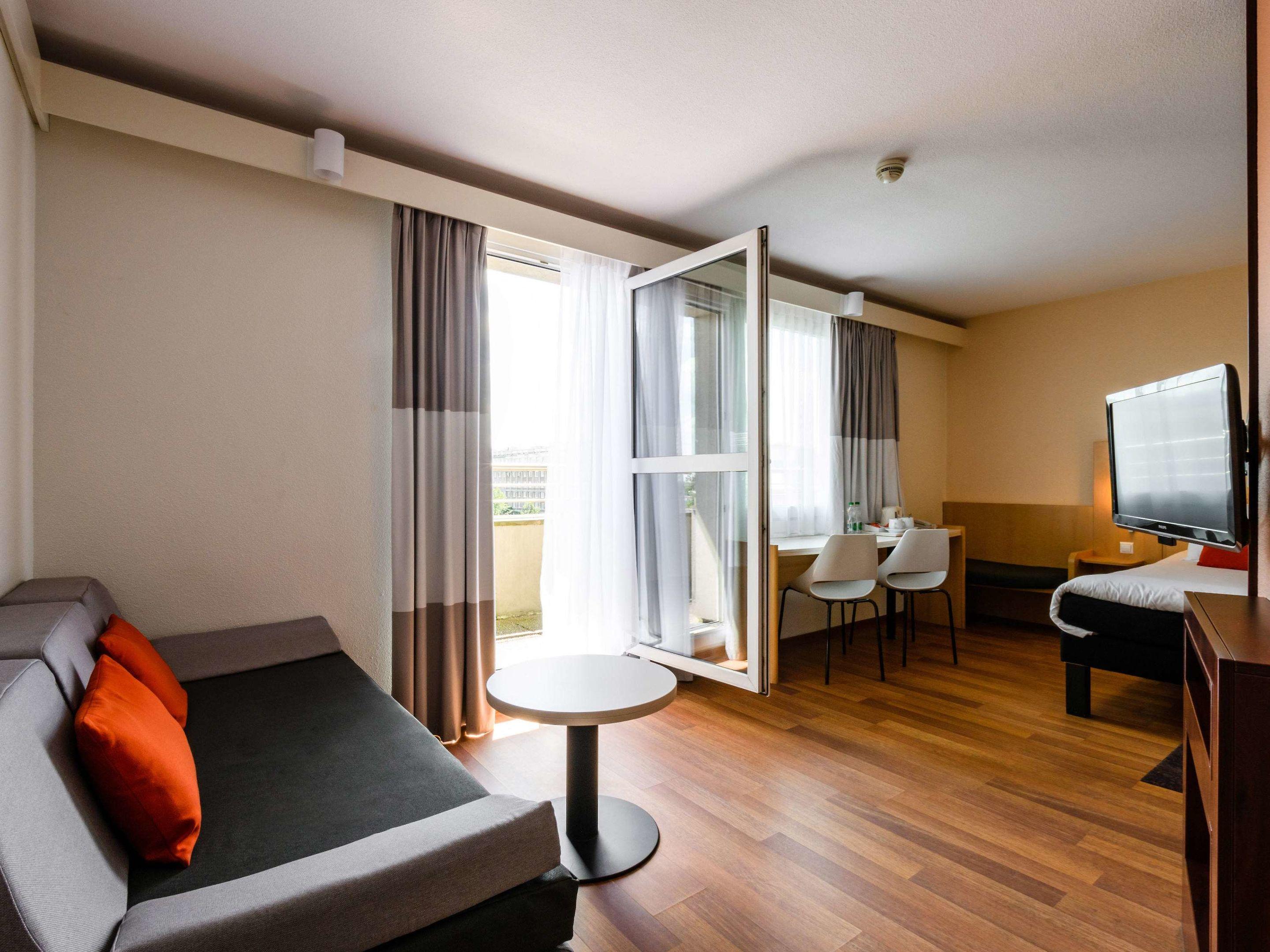 Hotel Ibis Warszawa Stare Miasto — photo 4