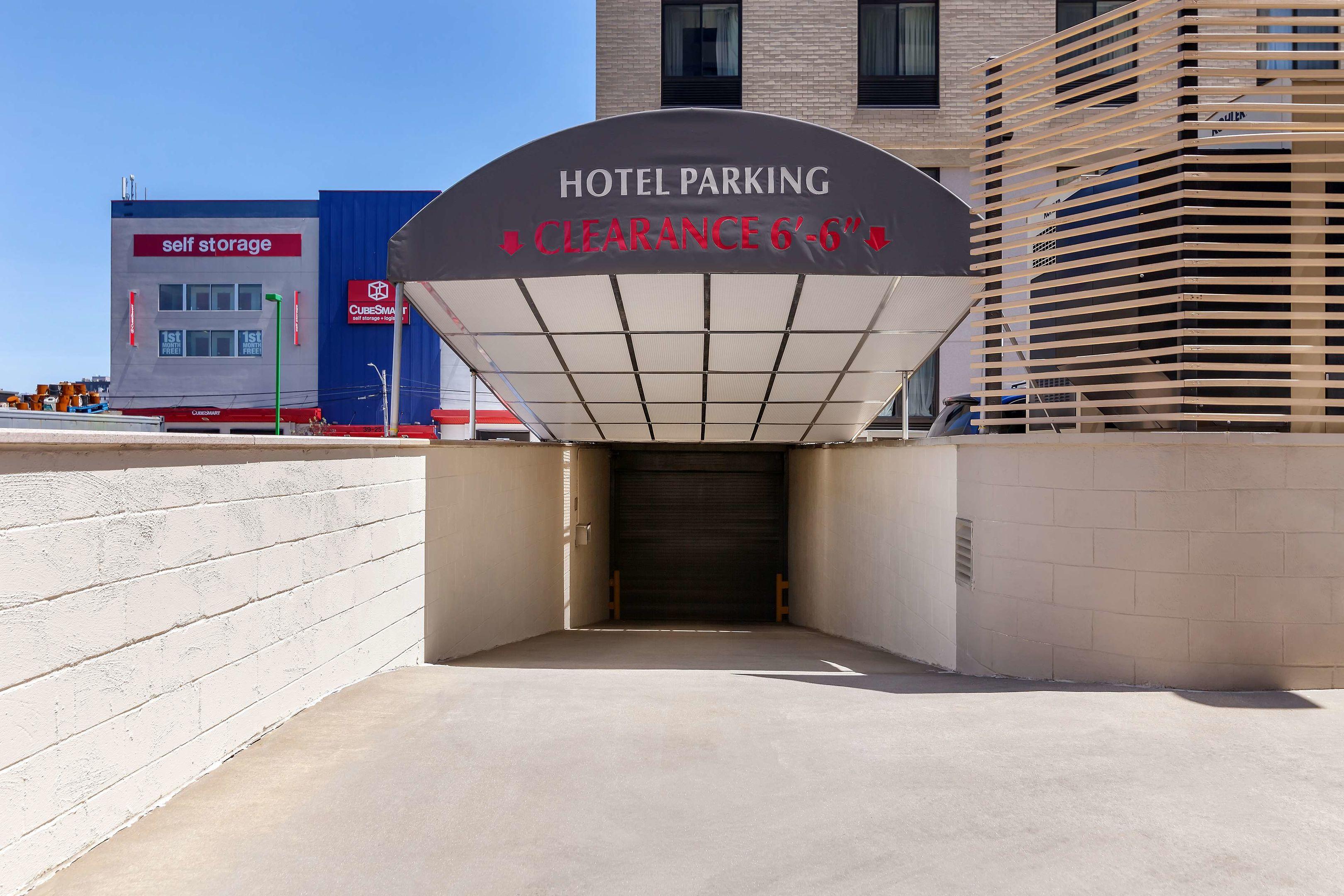 Best Western Plus Plaza Hotel — photo 4