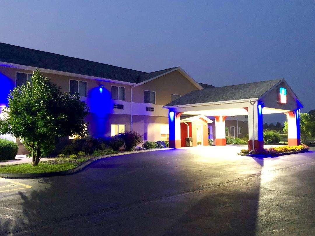 SureStay Plus Hotel by Best Western Bettendorf — photo 5