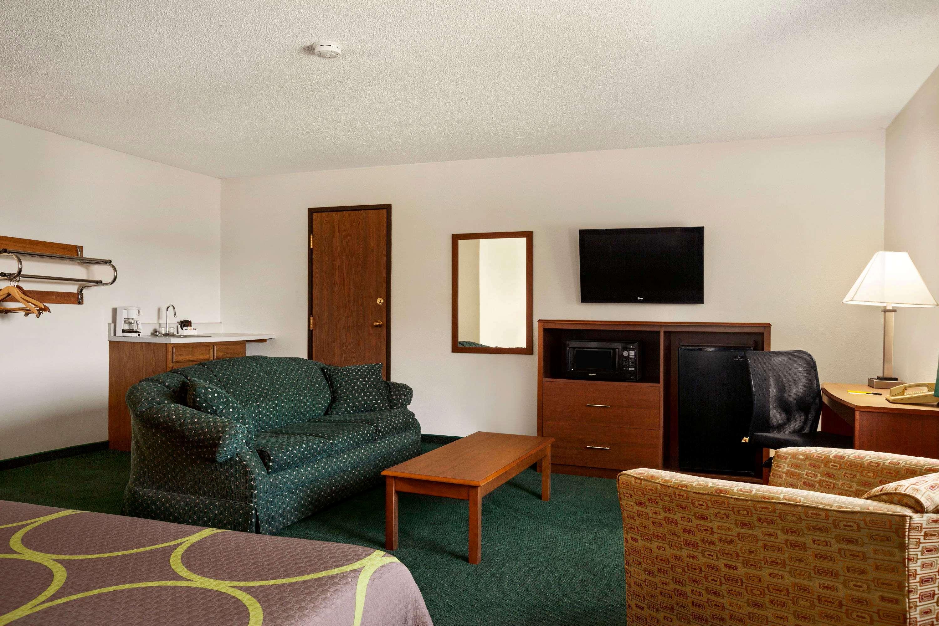 Super 8 by Wyndham Concordia — photo 5