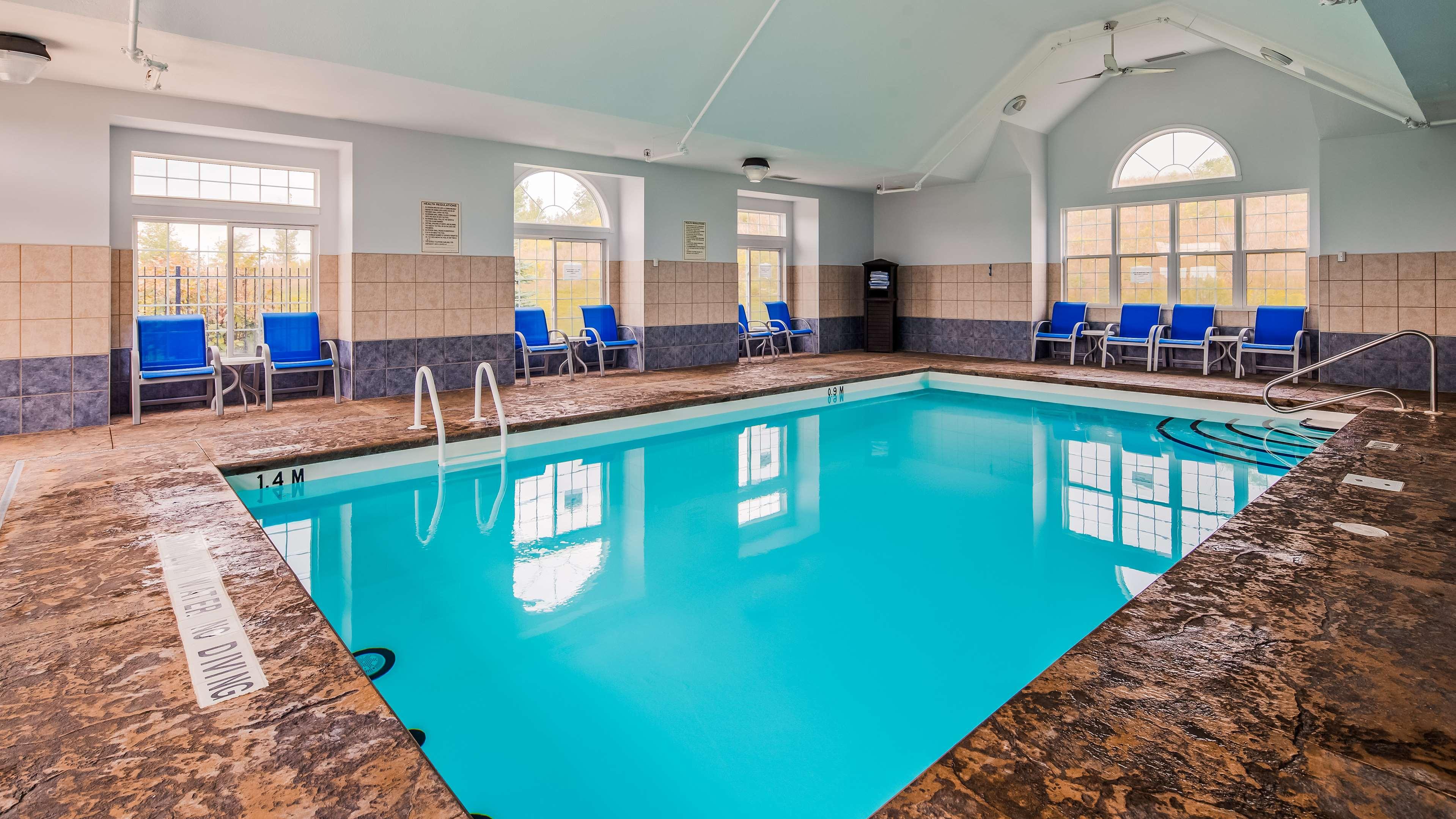 Best Western Plus Woodstock Inn & Suites — photo 4