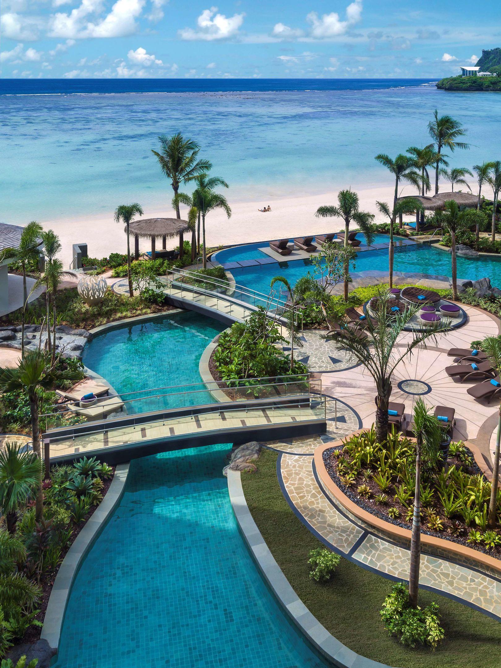 Dusit Thani Guam Resort — photo 1