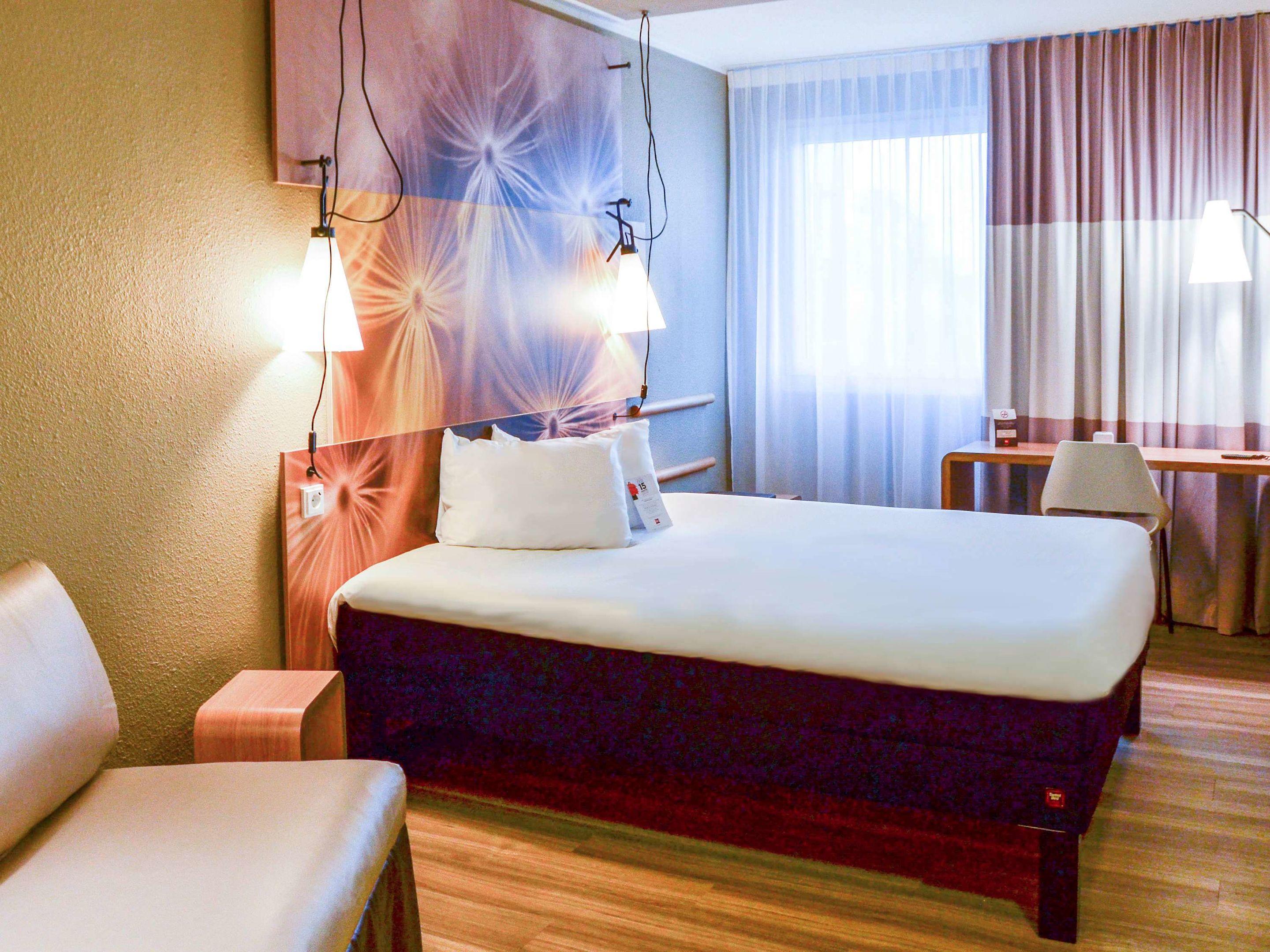 ibis Frankfurt Airport Hotel — photo 4