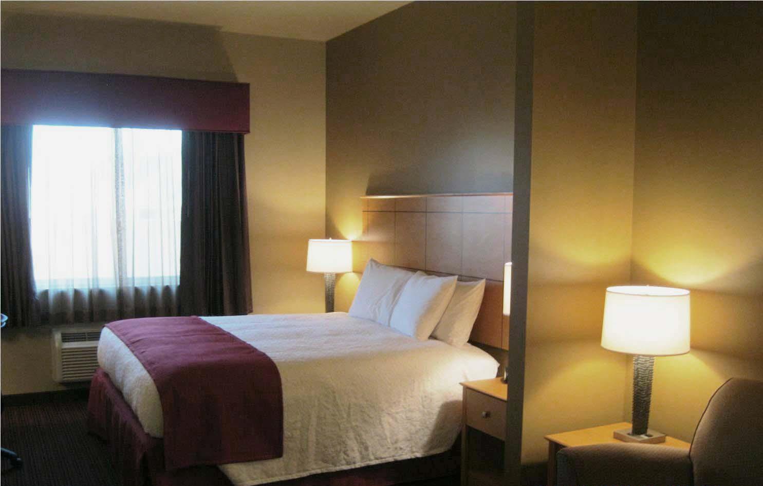 Best Western Golden Prairie Inn & Suites — photo 5