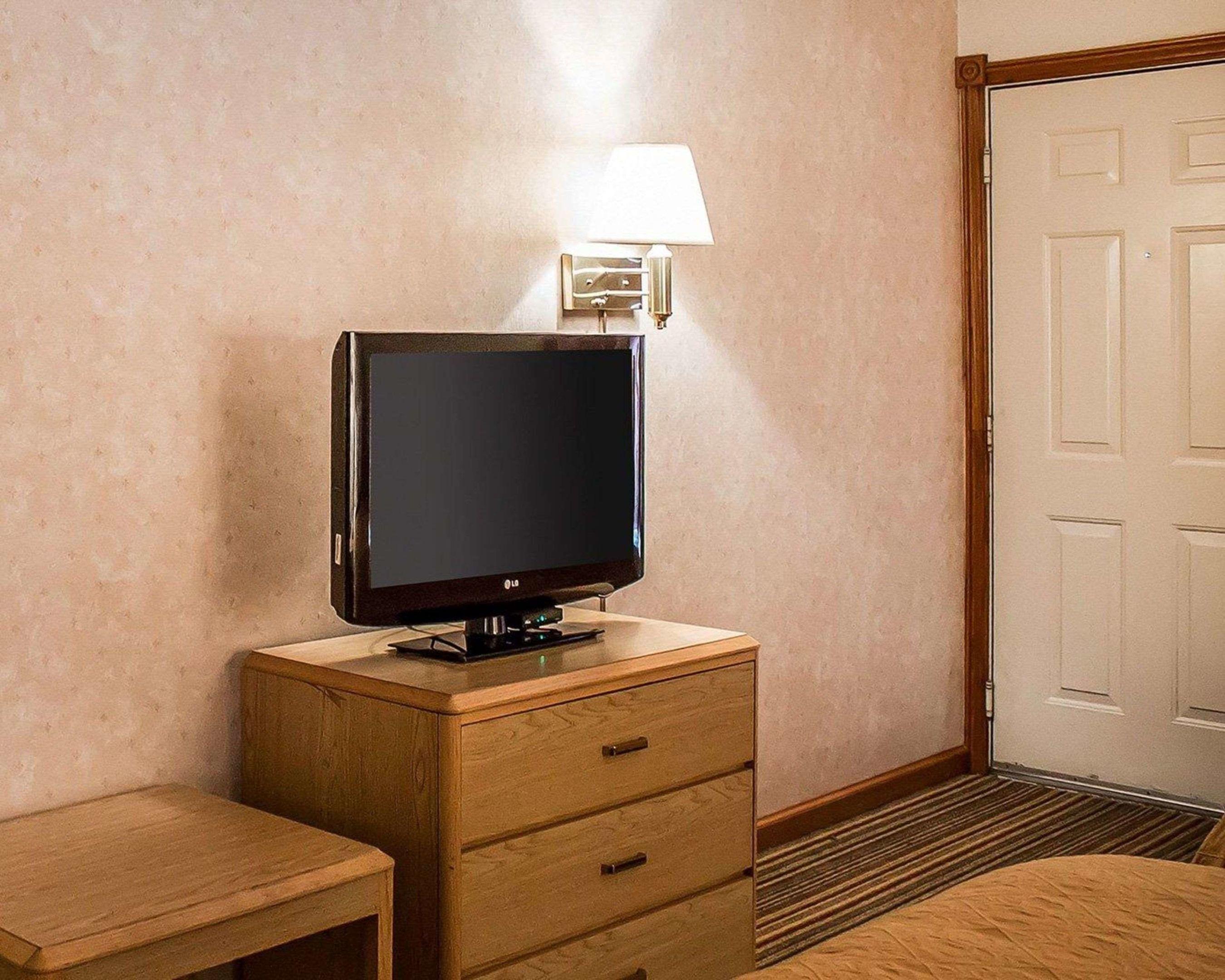 Quality Inn By The Bay — photo 5
